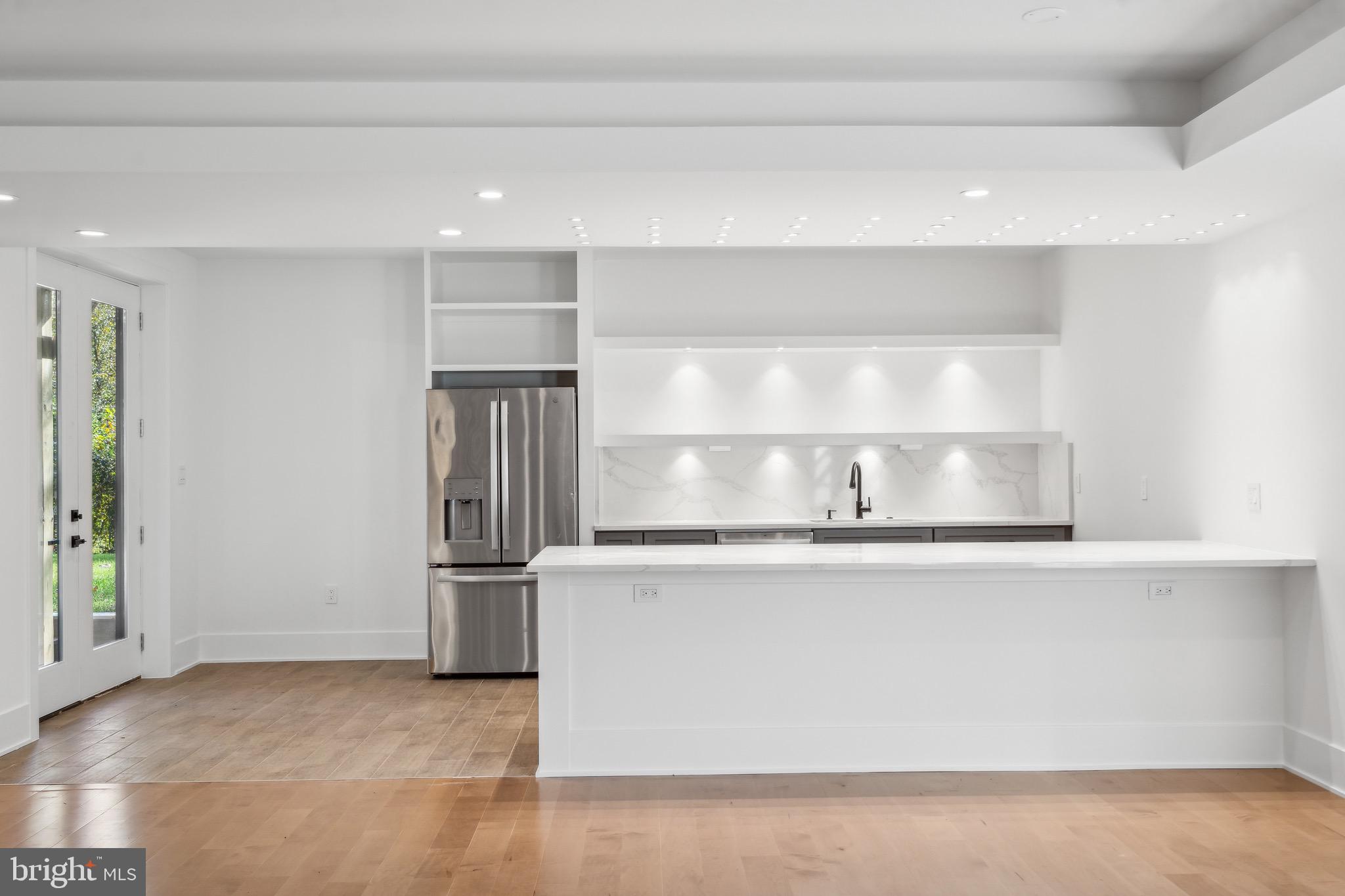 WILLOWRUN - Residential