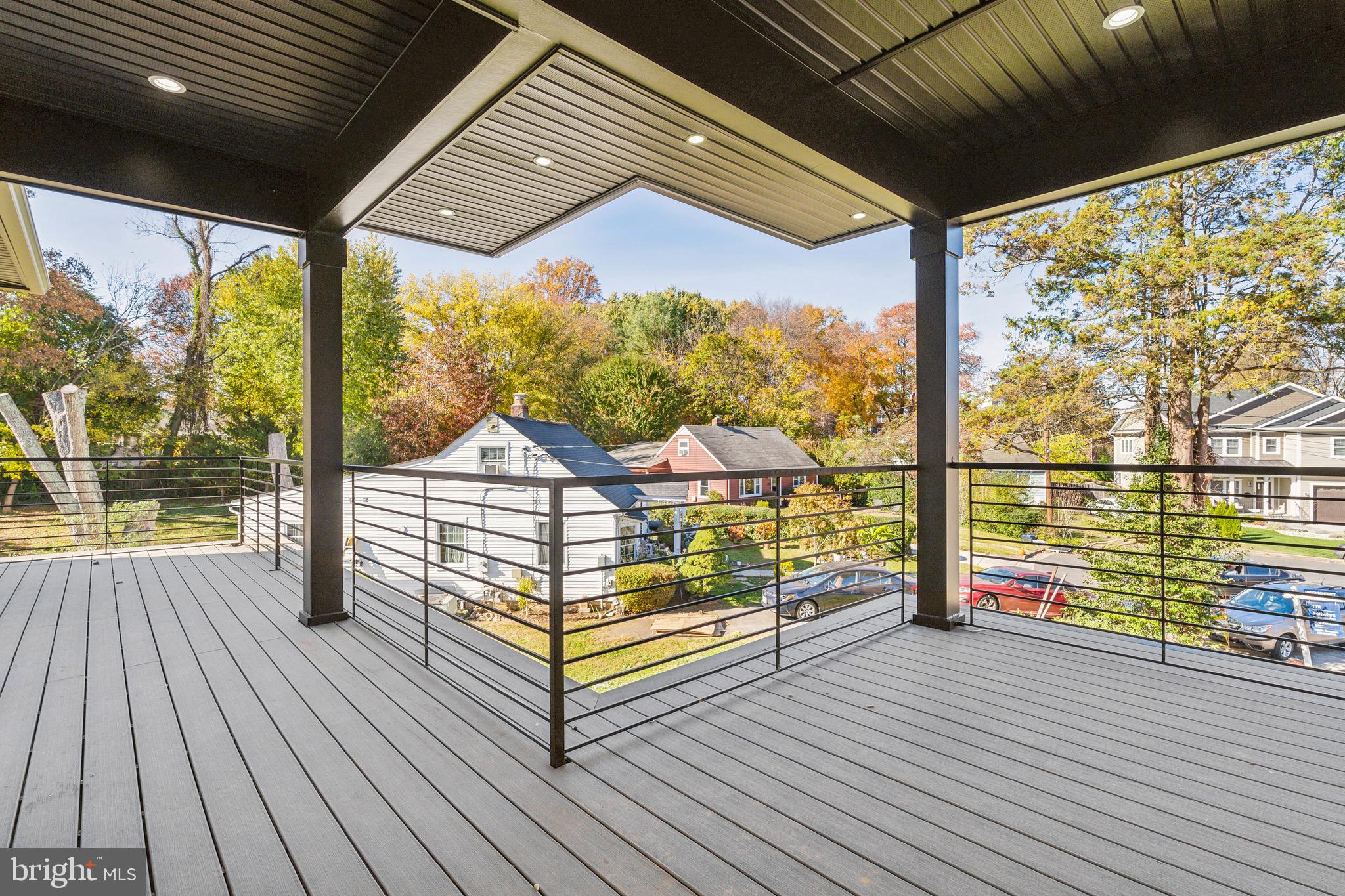 WILLOWRUN - Residential