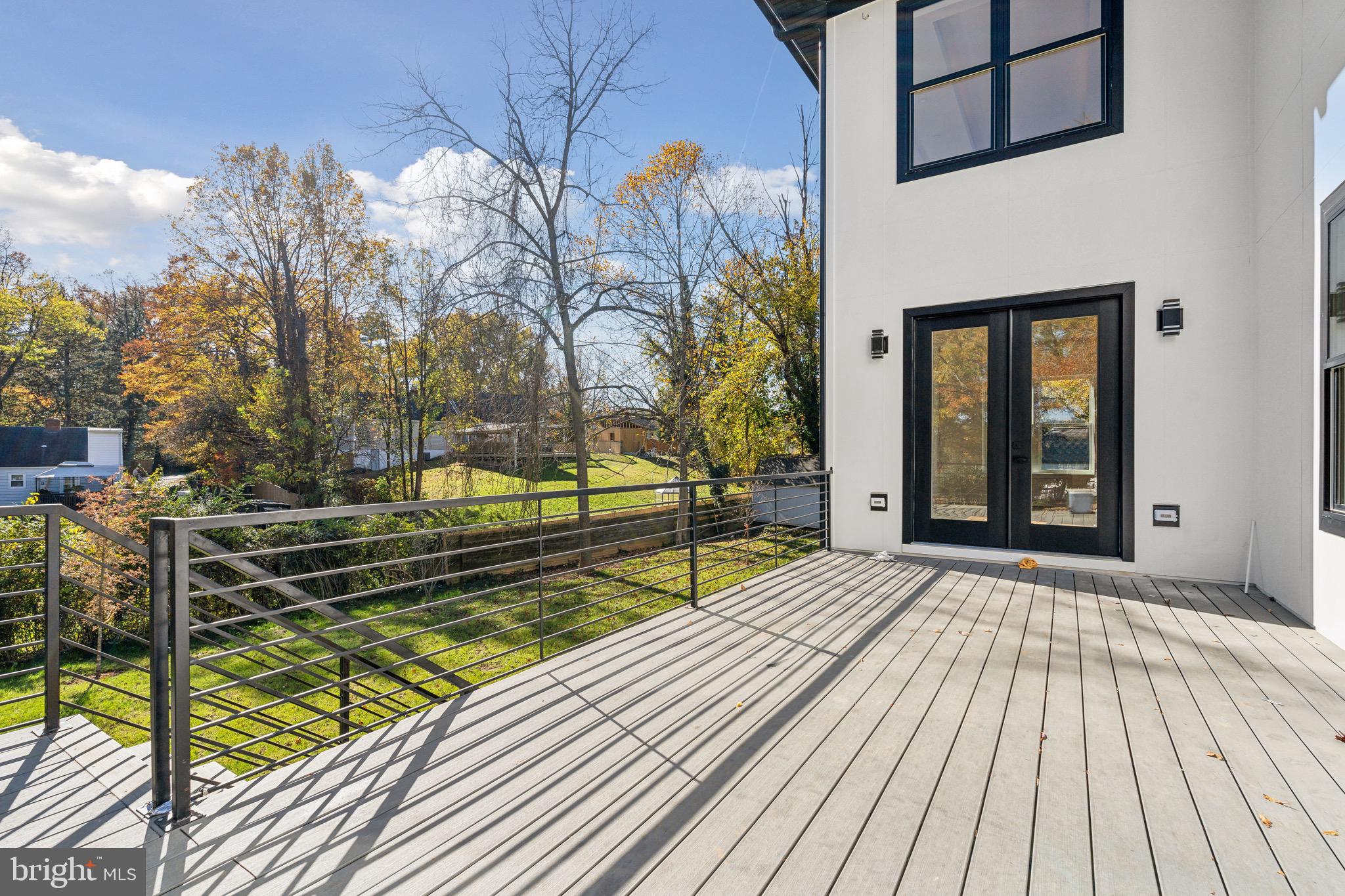 WILLOWRUN - Residential