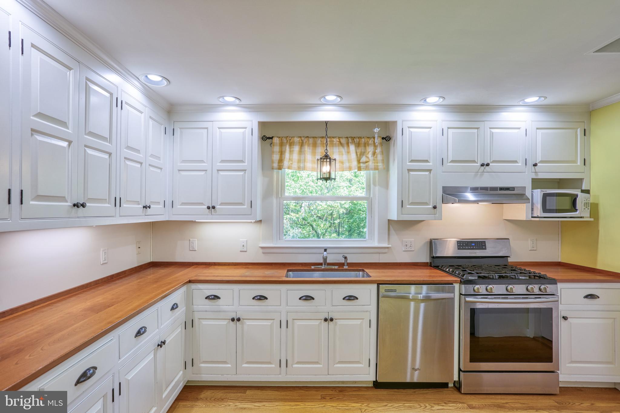 PENN OAKS - Residential