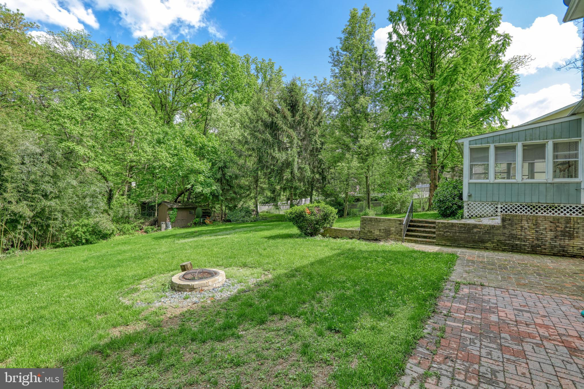 PENN OAKS - Residential