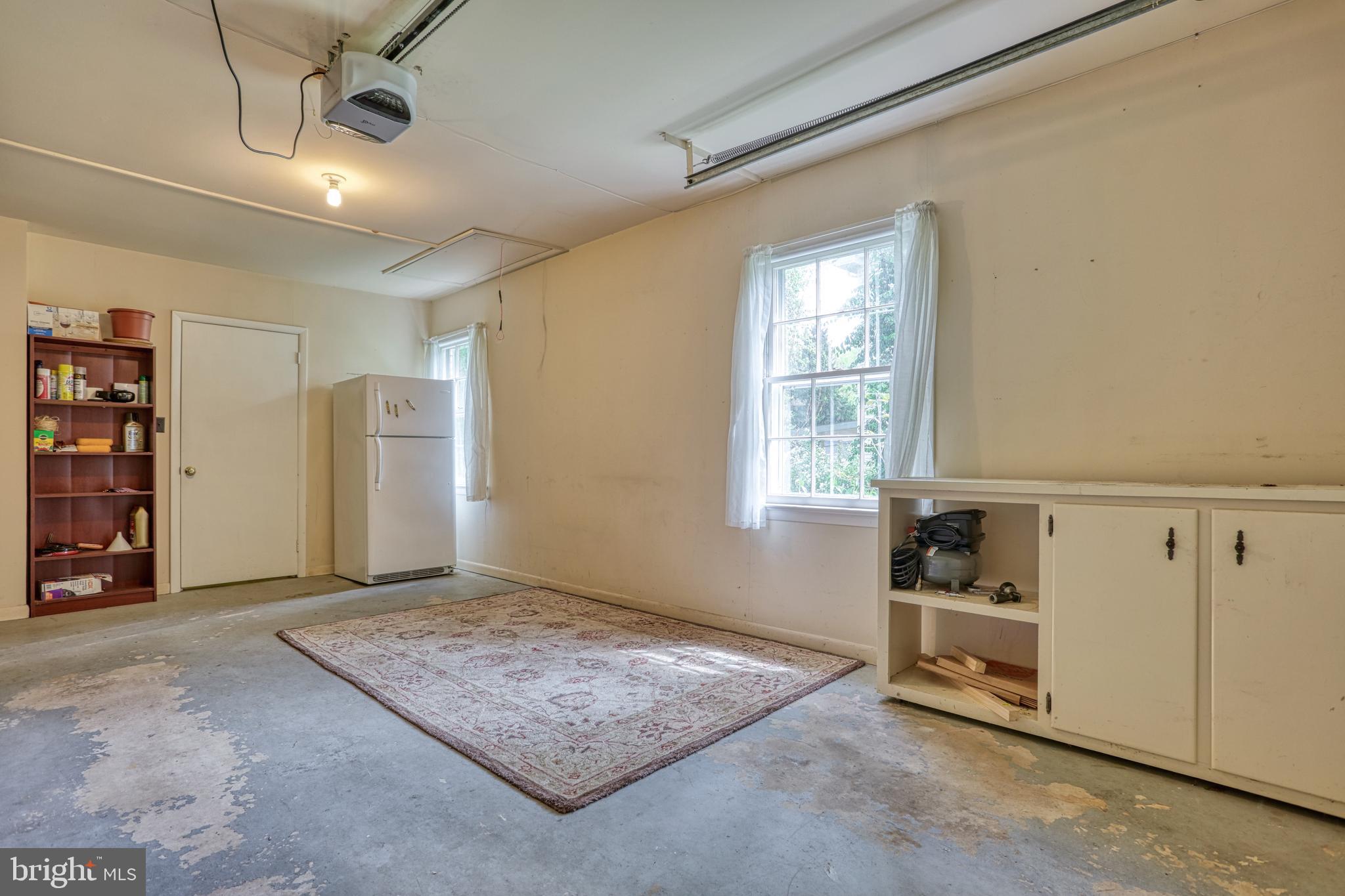 PENN OAKS - Residential