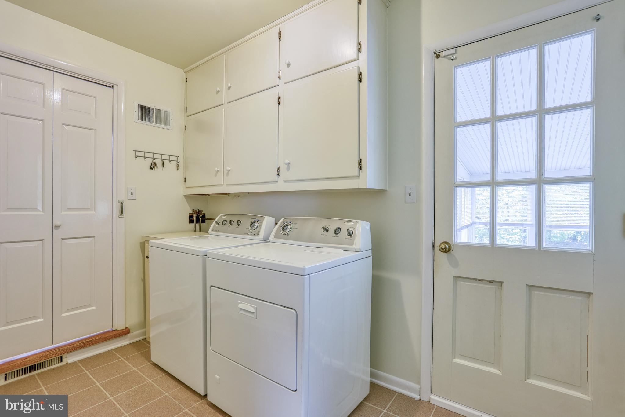 PENN OAKS - Residential