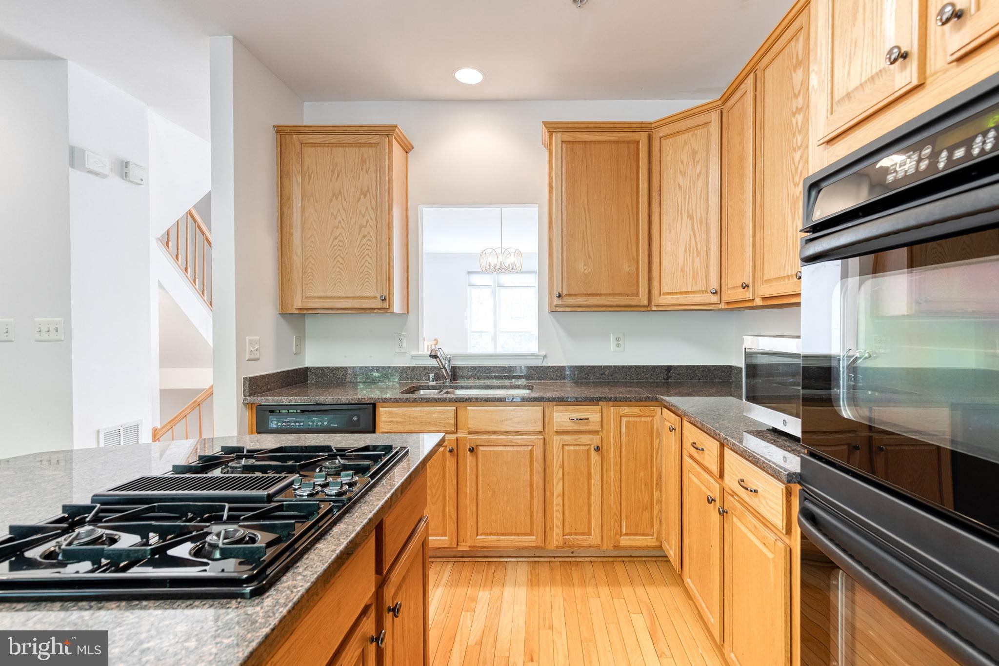 CROFTON MANOR - Residential