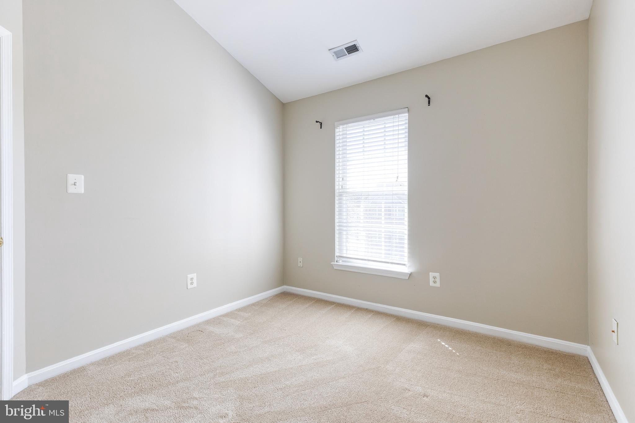 CROFTON MANOR - Residential