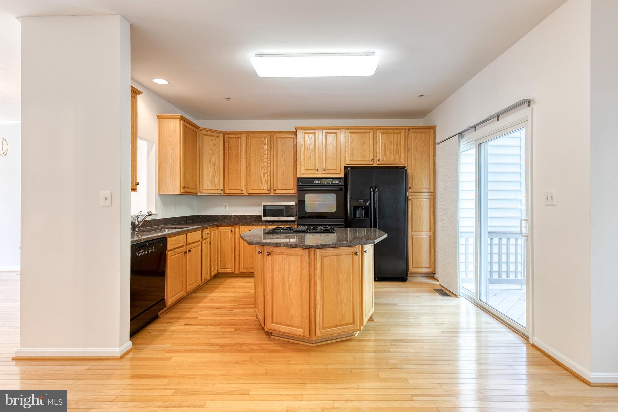 CROFTON MANOR - Residential