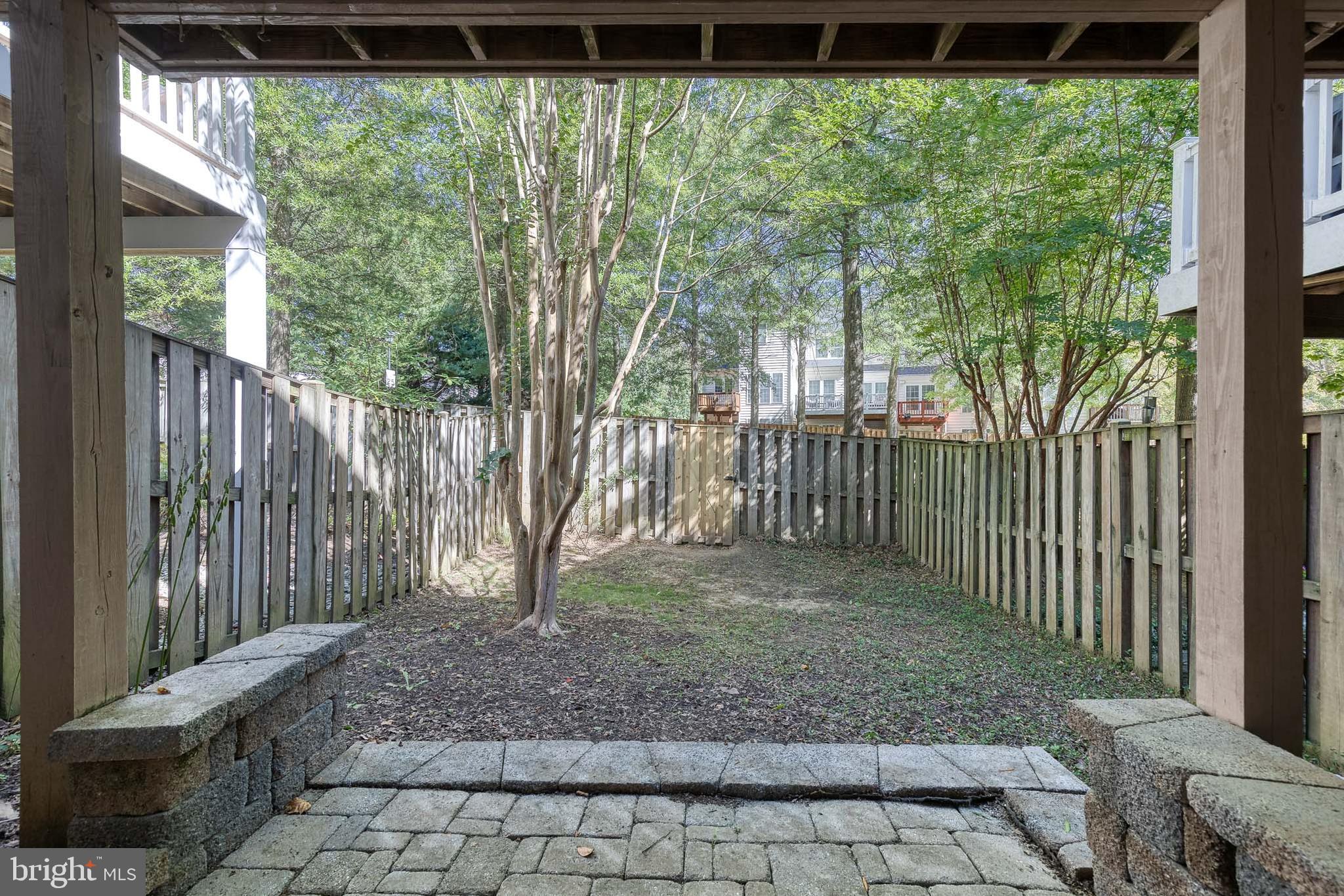 CROFTON MANOR - Residential