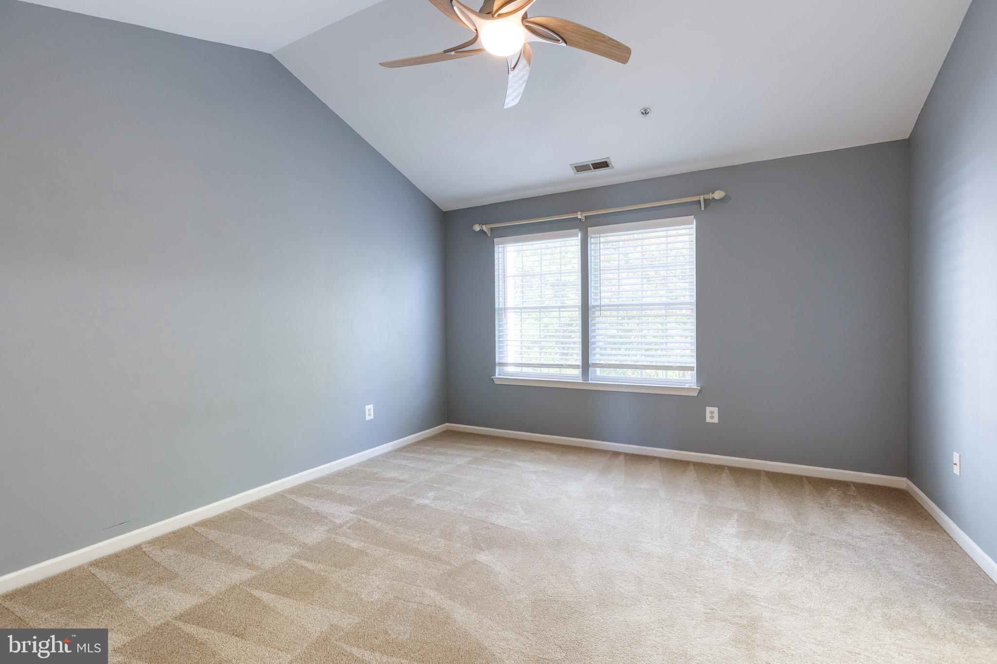 CROFTON MANOR - Residential