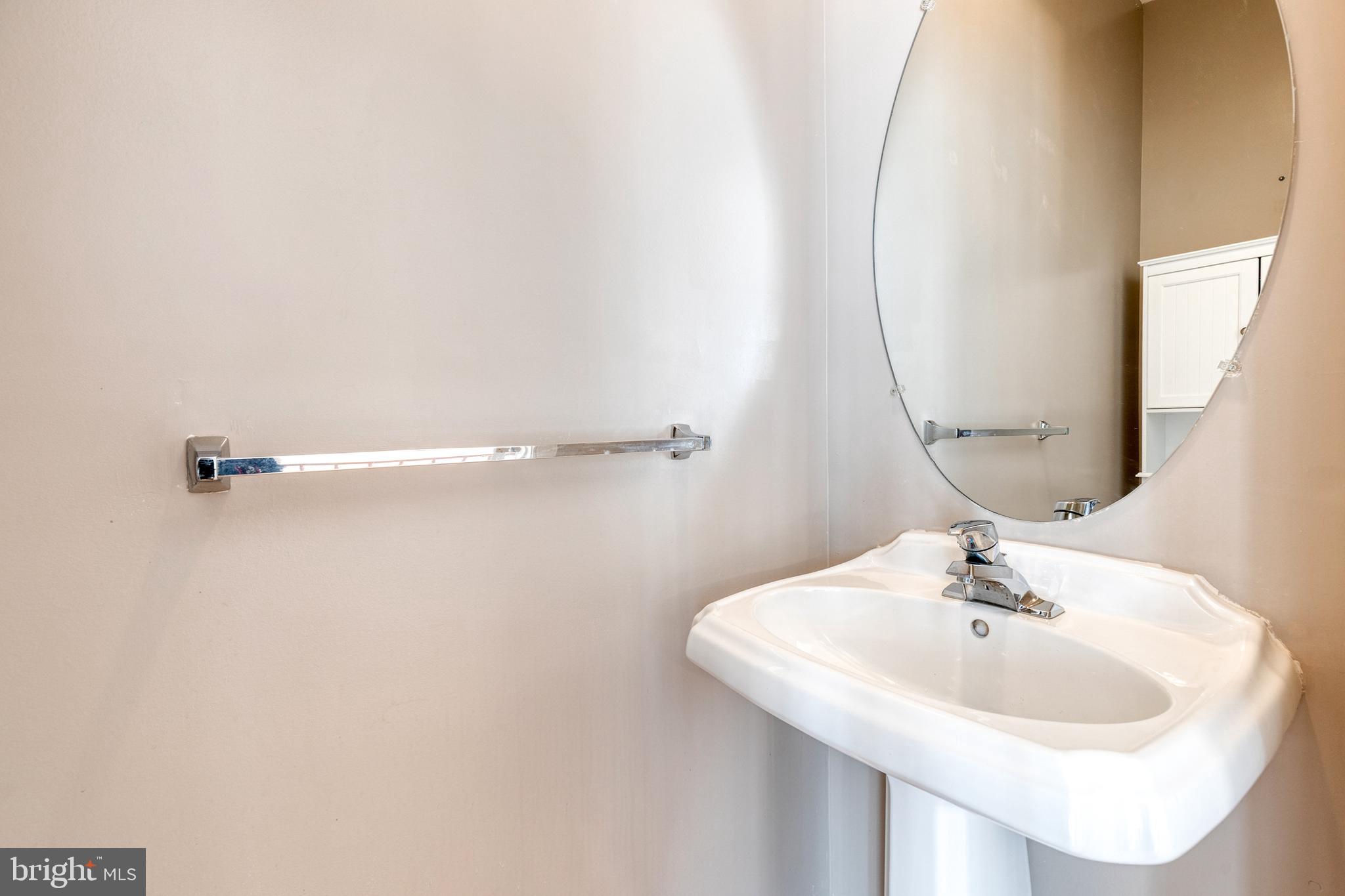 CROFTON MANOR - Residential