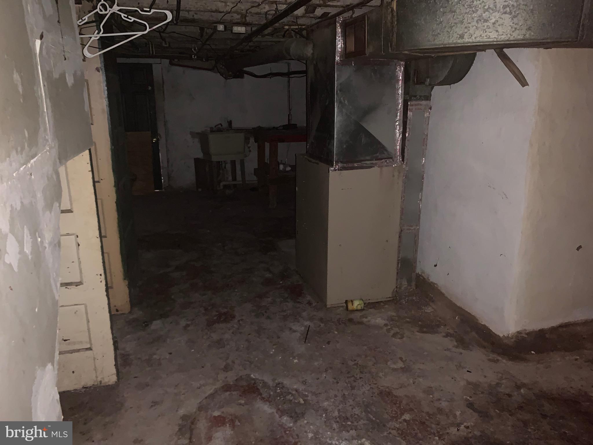 WESTPORT - Residential