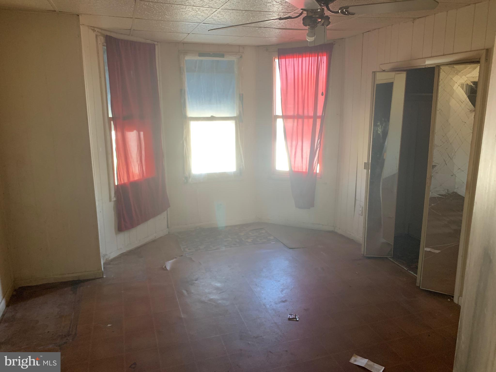 WESTPORT - Residential