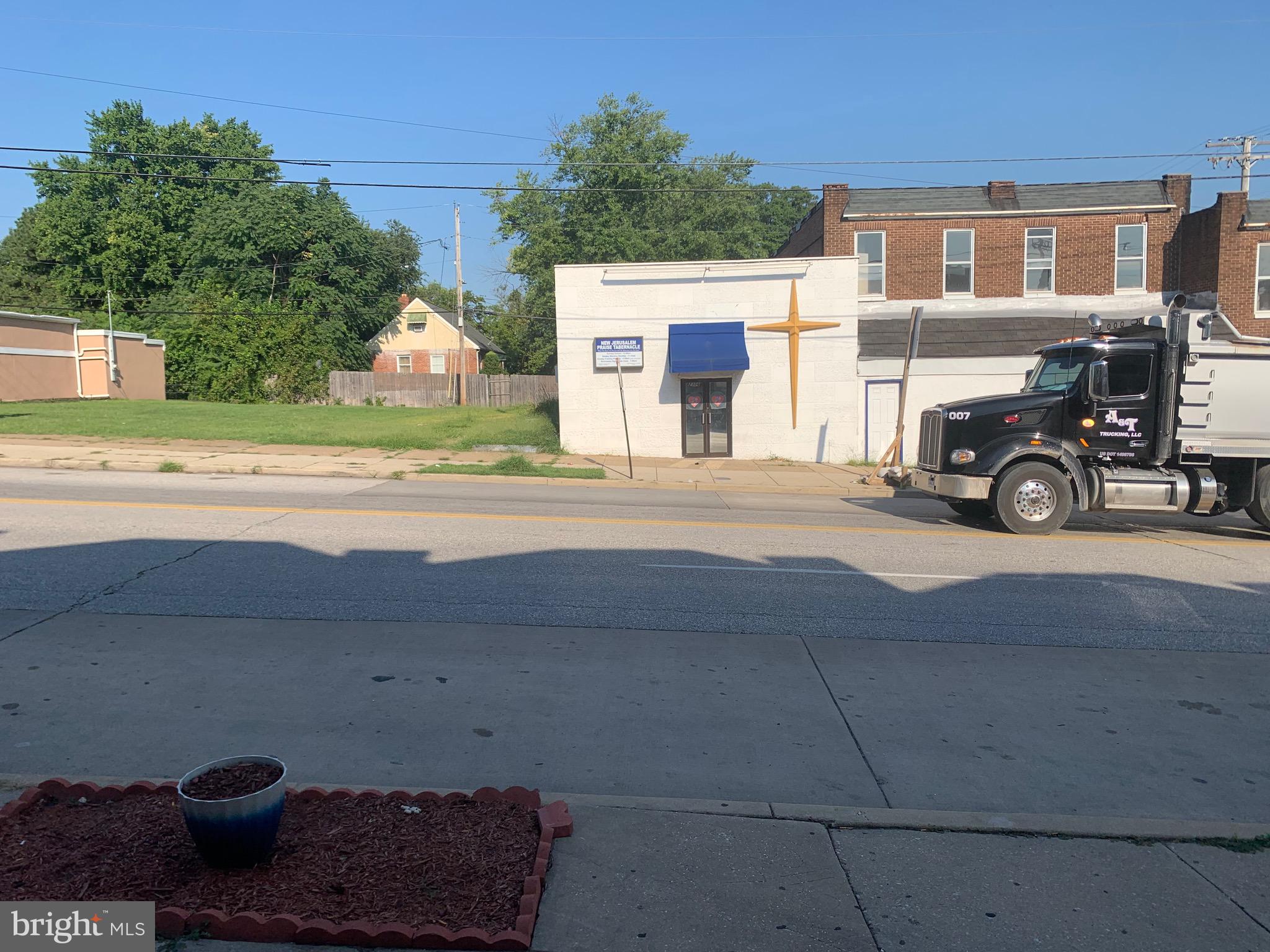 WESTPORT - Residential