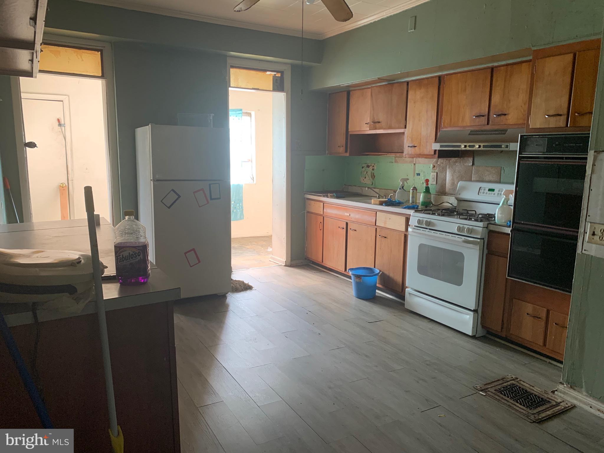 WESTPORT - Residential