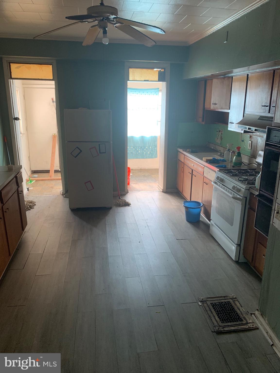 WESTPORT - Residential