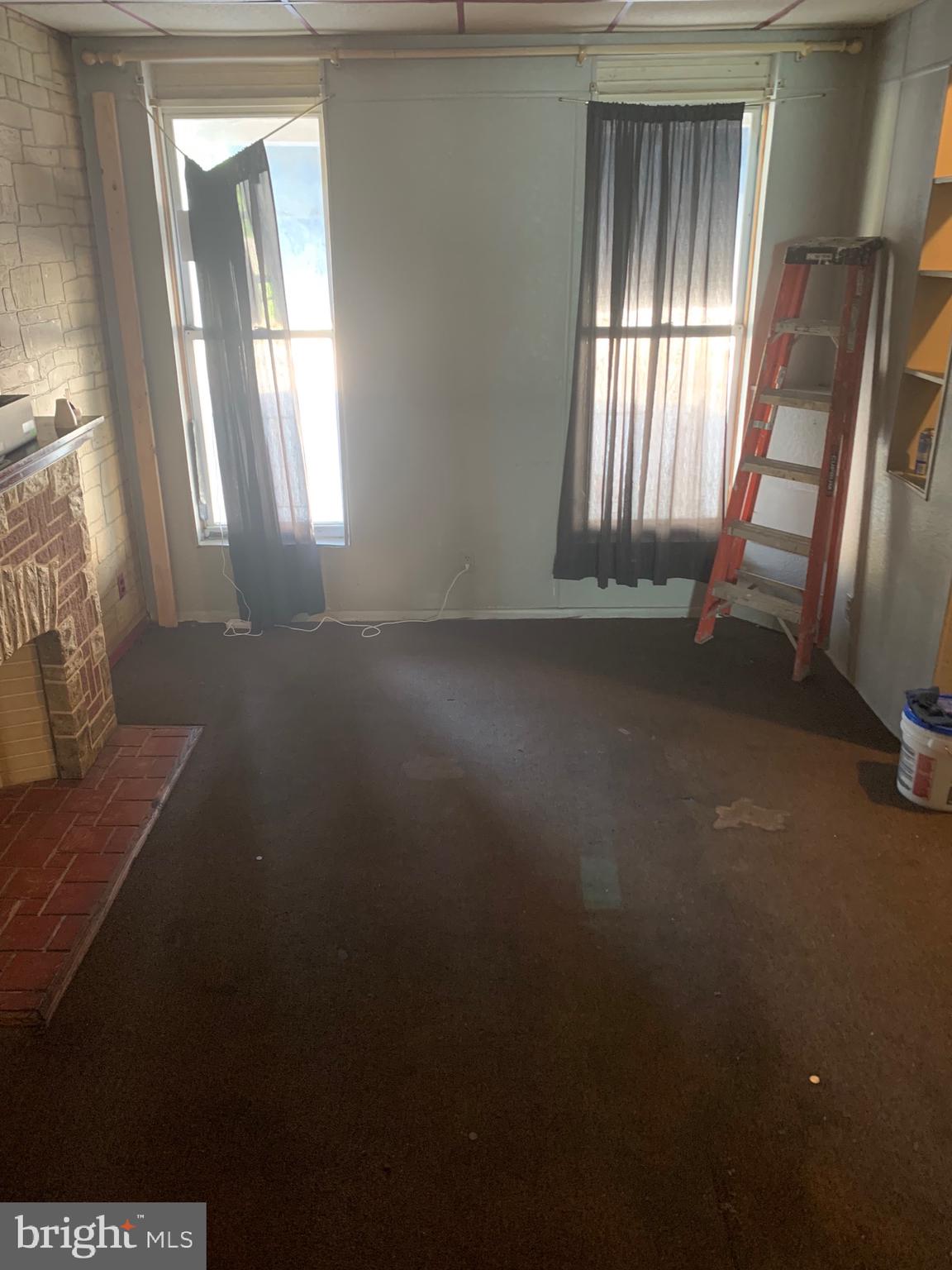 WESTPORT - Residential