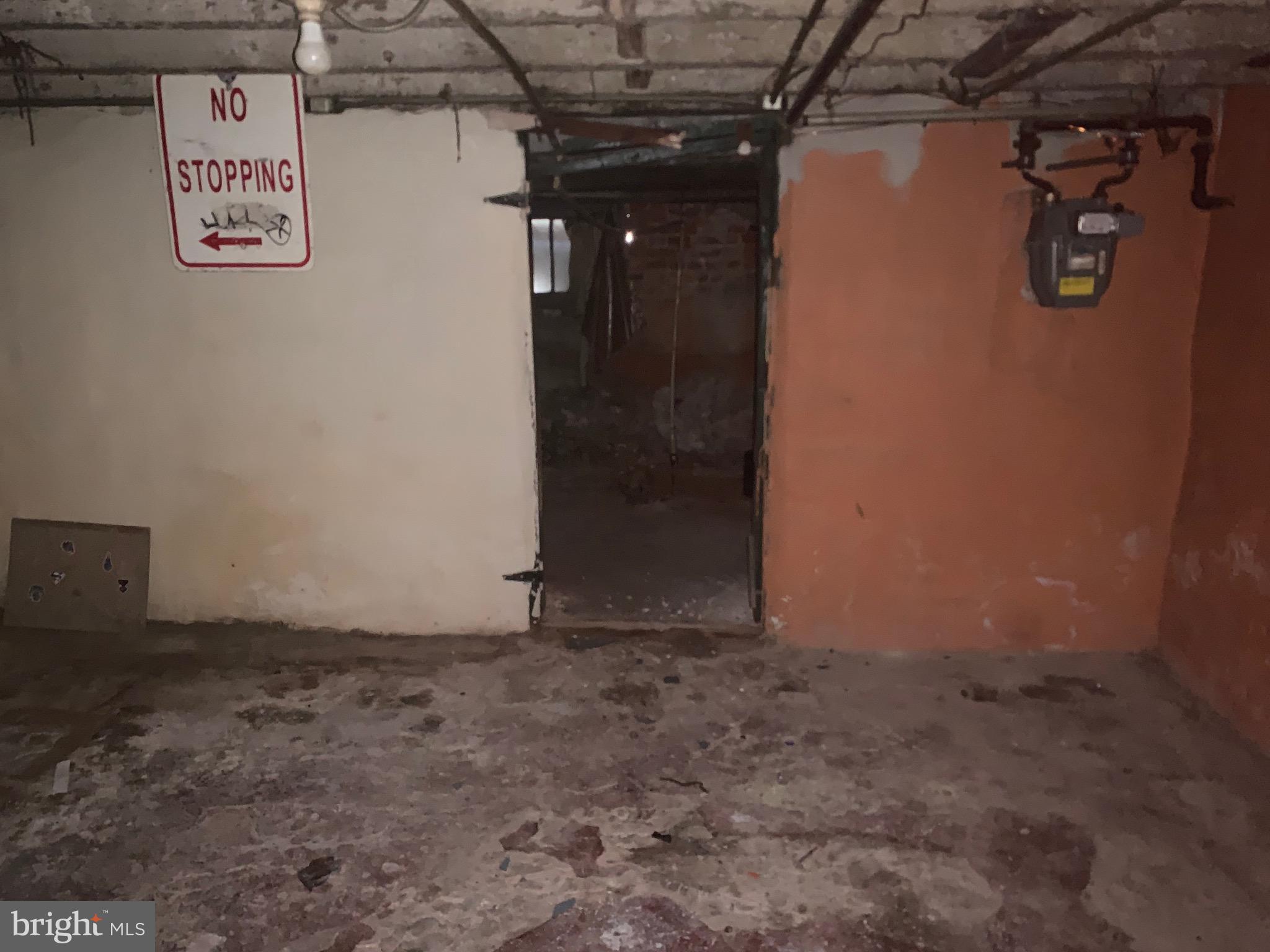 WESTPORT - Residential