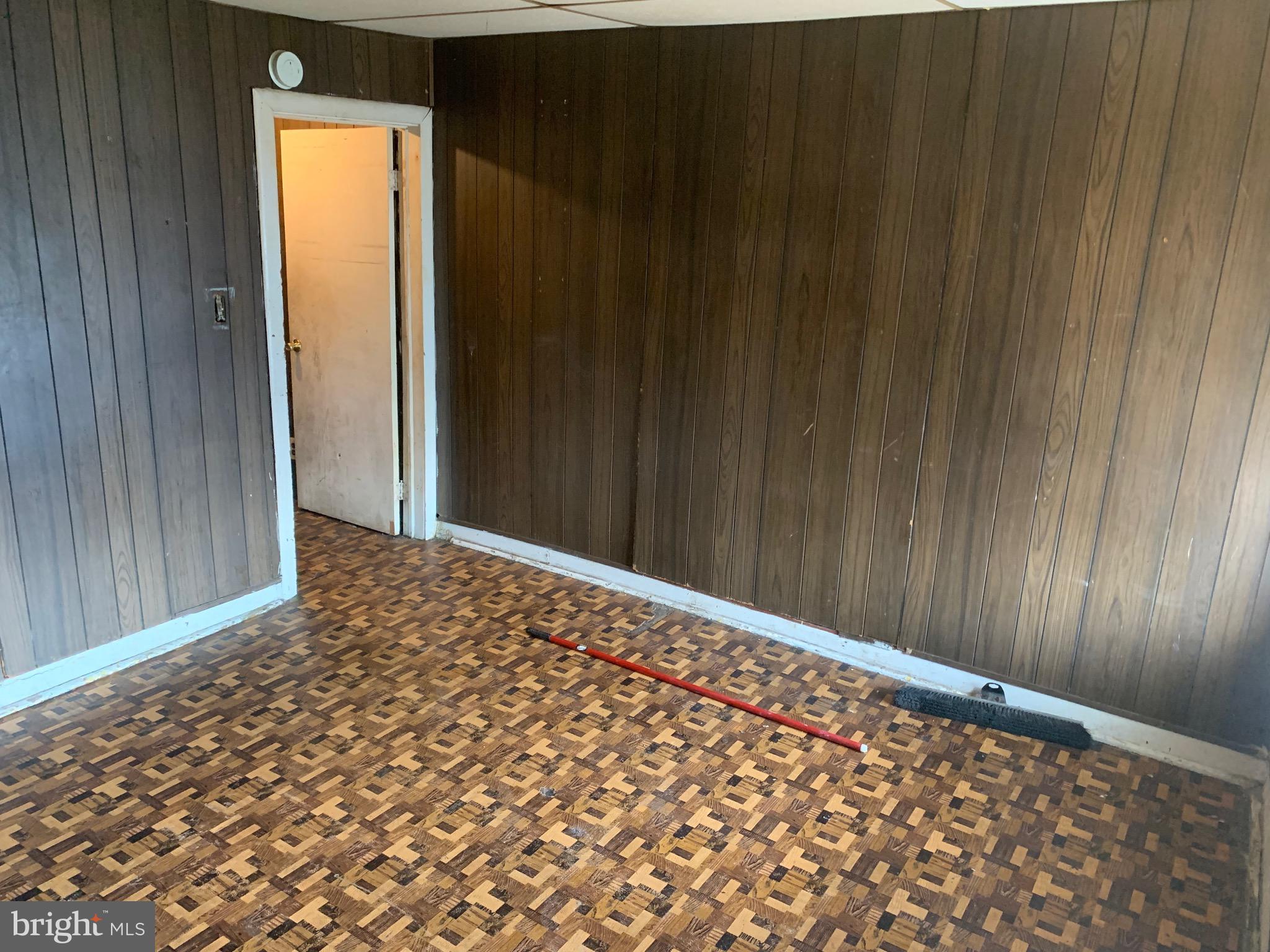 WESTPORT - Residential