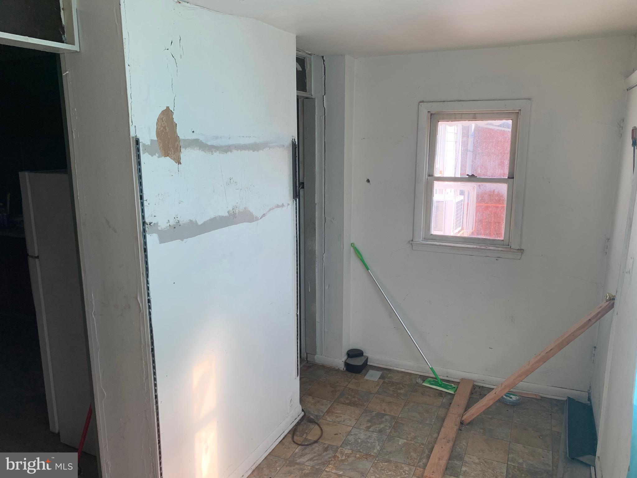 WESTPORT - Residential