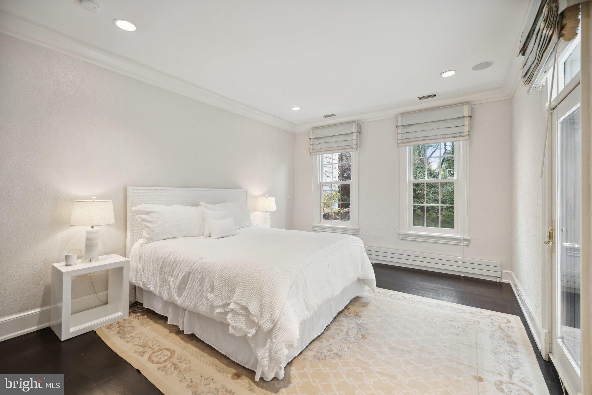 GEORGETOWN - Residential