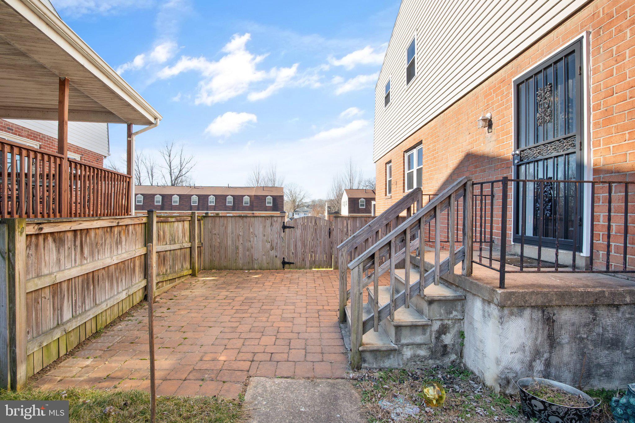 HAWTHORNE - Residential