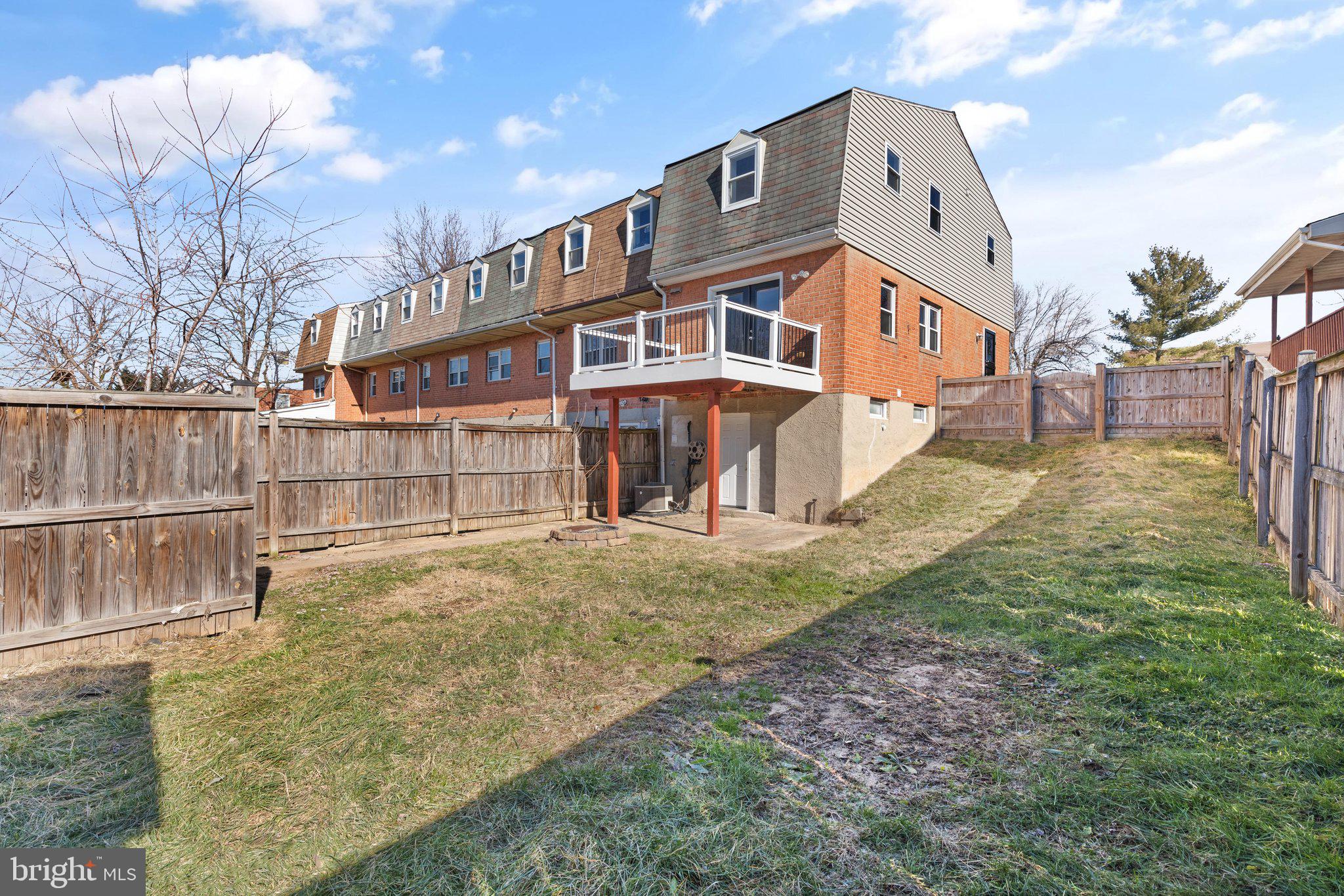 HAWTHORNE - Residential