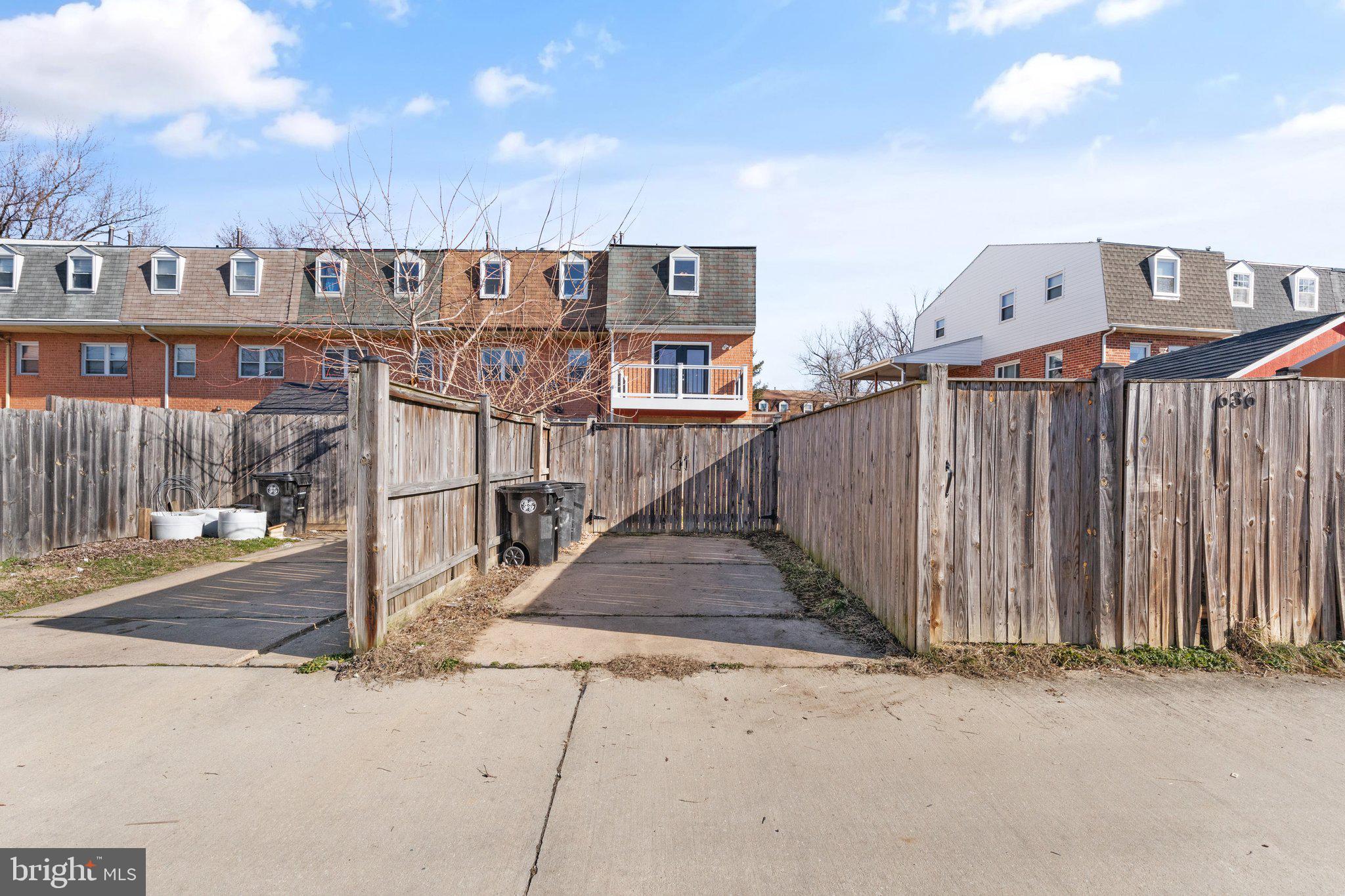 HAWTHORNE - Residential