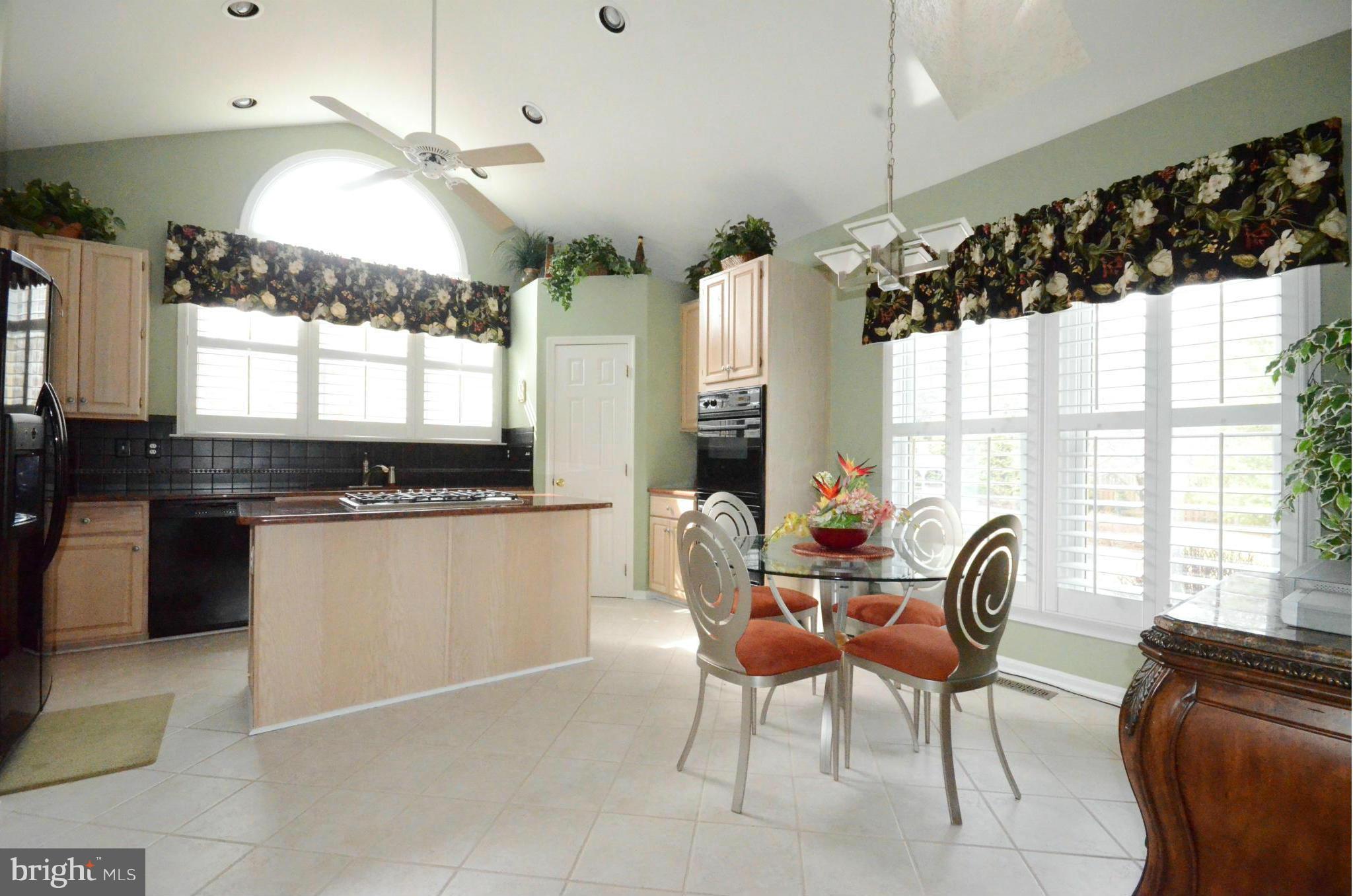 PEBBLE CREEK - Residential