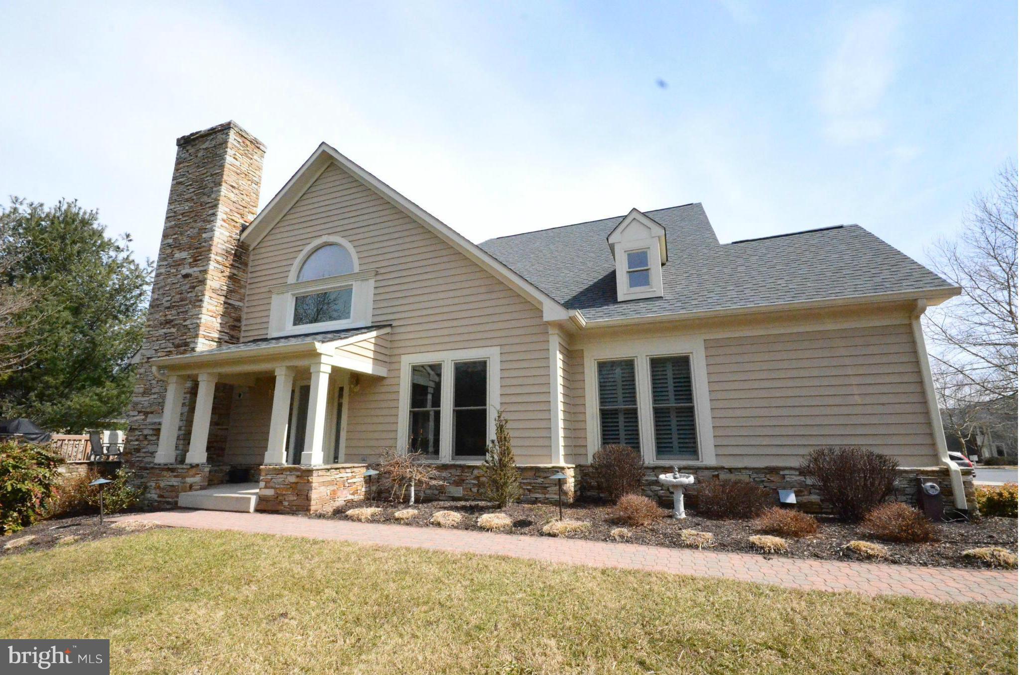 PEBBLE CREEK - Residential