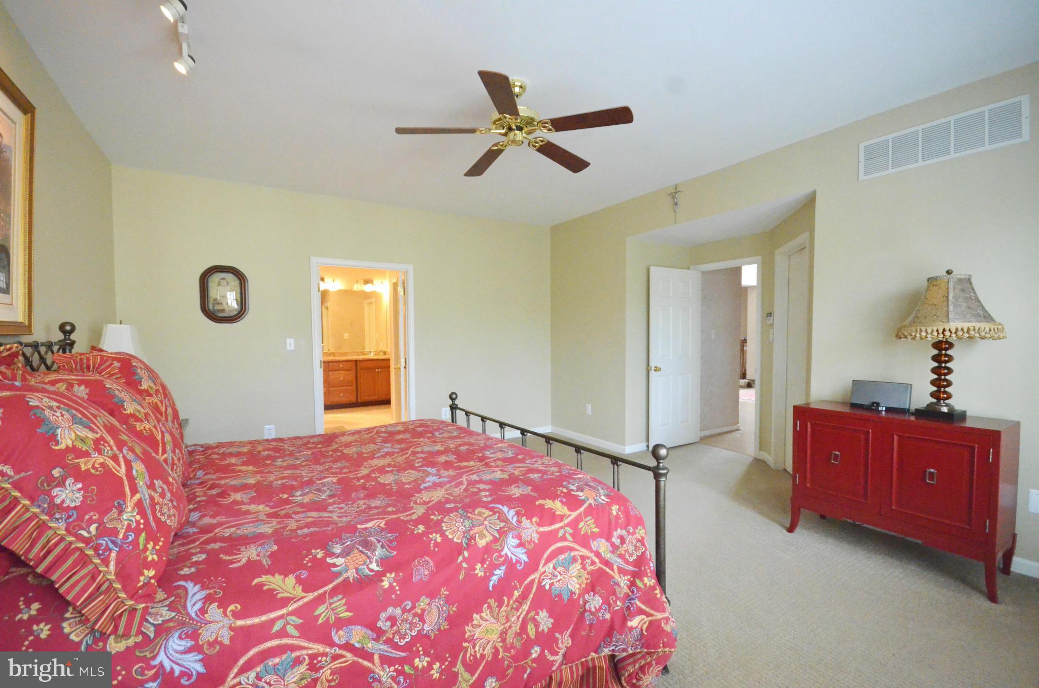 PEBBLE CREEK - Residential