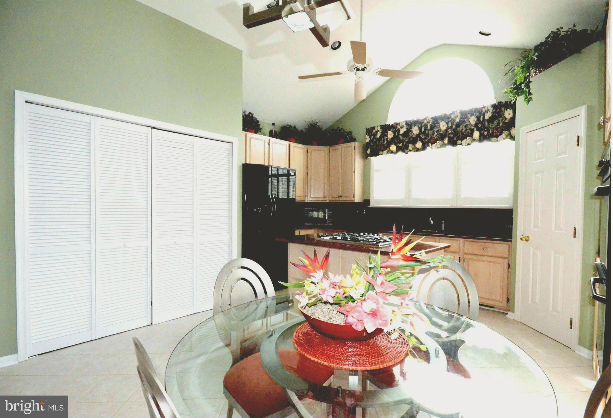 PEBBLE CREEK - Residential