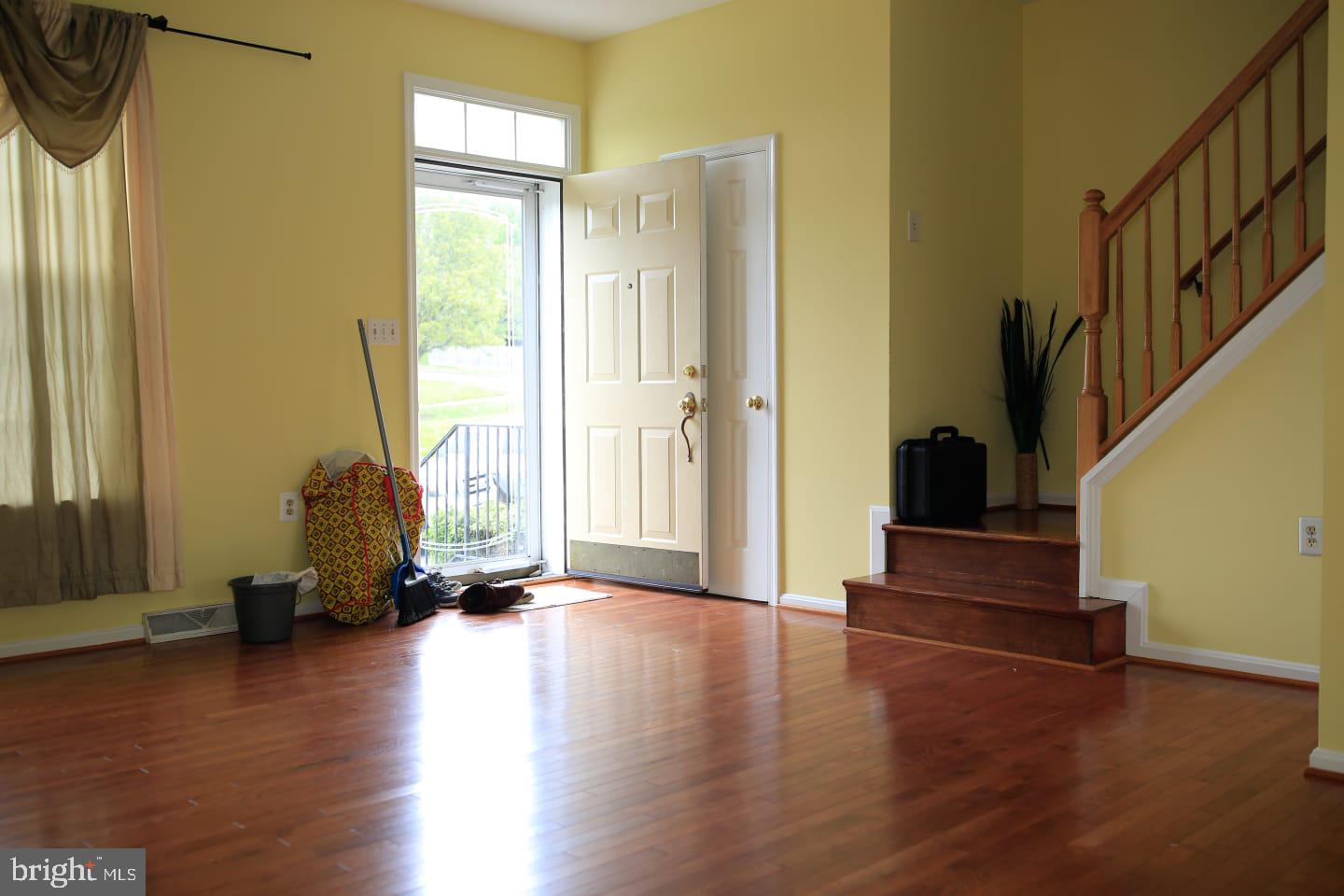 PINEY RIDGE VILLAGE - Residential Lease