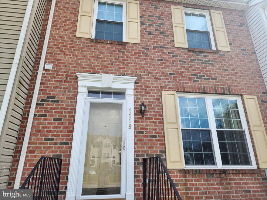 Bright and SPACIOUS brickfront townhouse with 3 bedroom with 4 bathrooms! Features master bath with soaking tub and walk in closet, 3 level bump out and 9 foot ceilings. Kitchen updates including granite countertops and stainless steel appliances. Sun room off dining room with slider to Trex Deck and fenced in back yard.