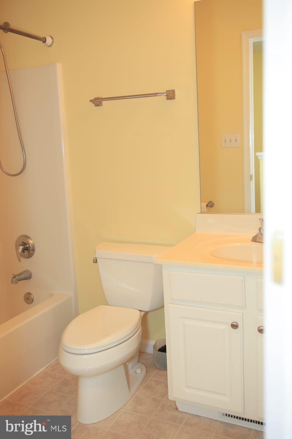 PINEY RIDGE VILLAGE - Residential Lease