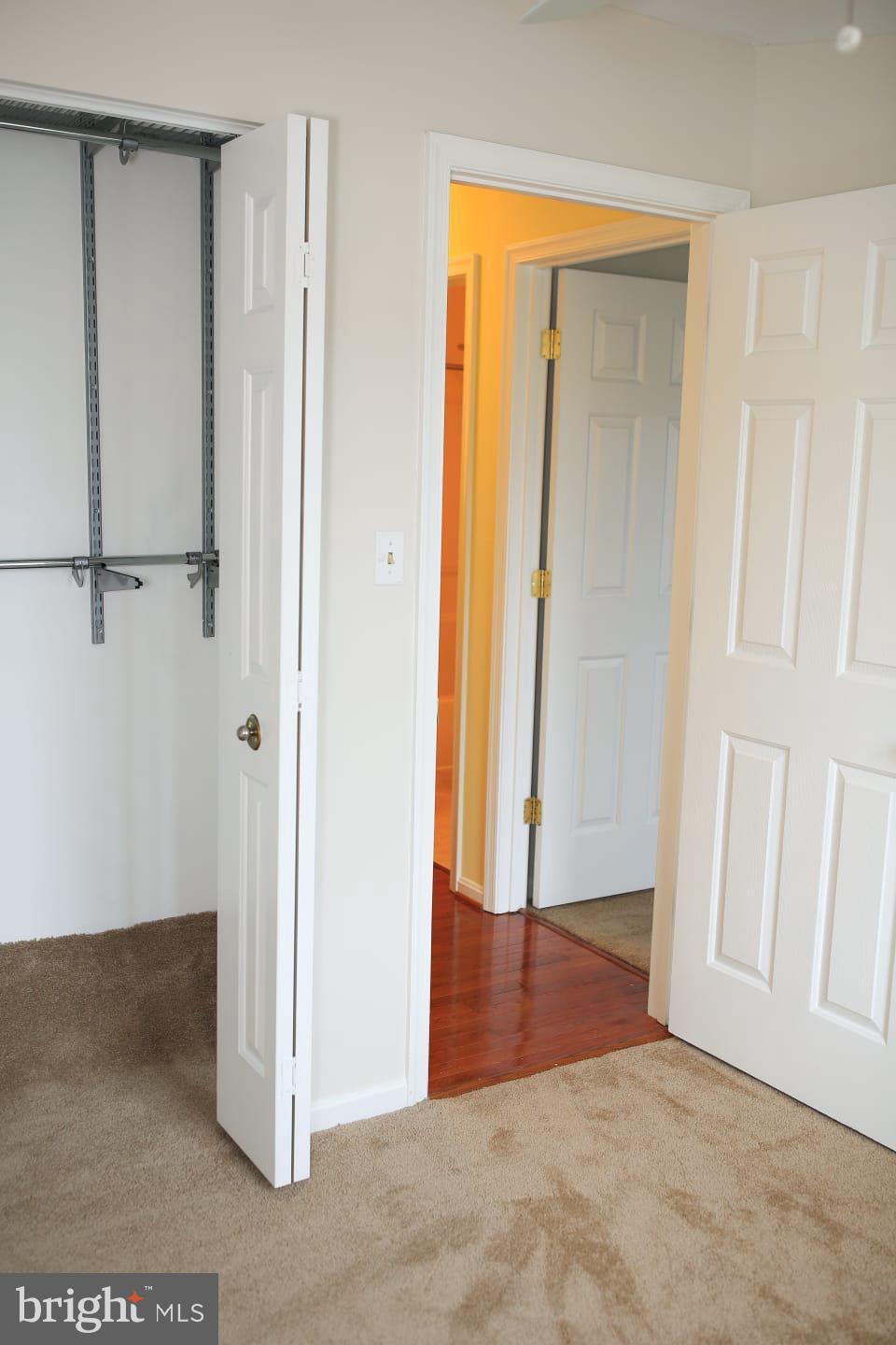 PINEY RIDGE VILLAGE - Residential Lease