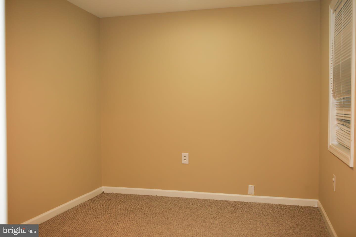 PINEY RIDGE VILLAGE - Residential Lease