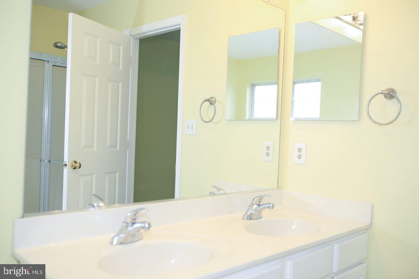 PINEY RIDGE VILLAGE - Residential Lease