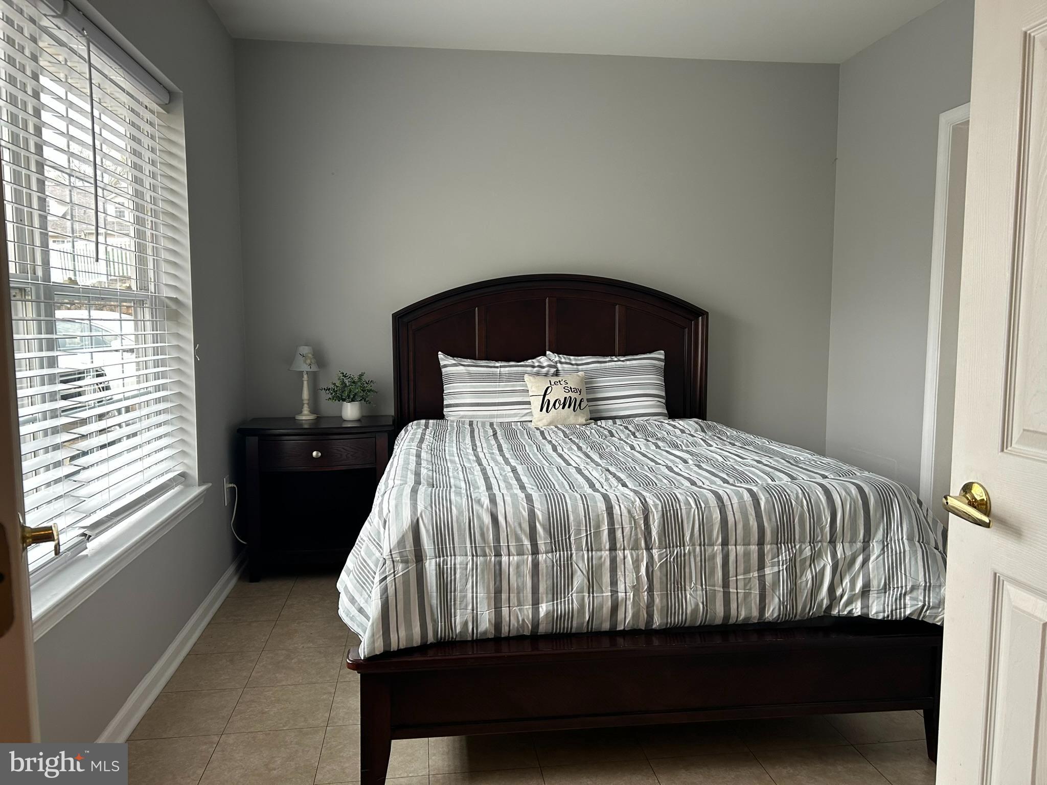 STUARTS KEEP - Residential