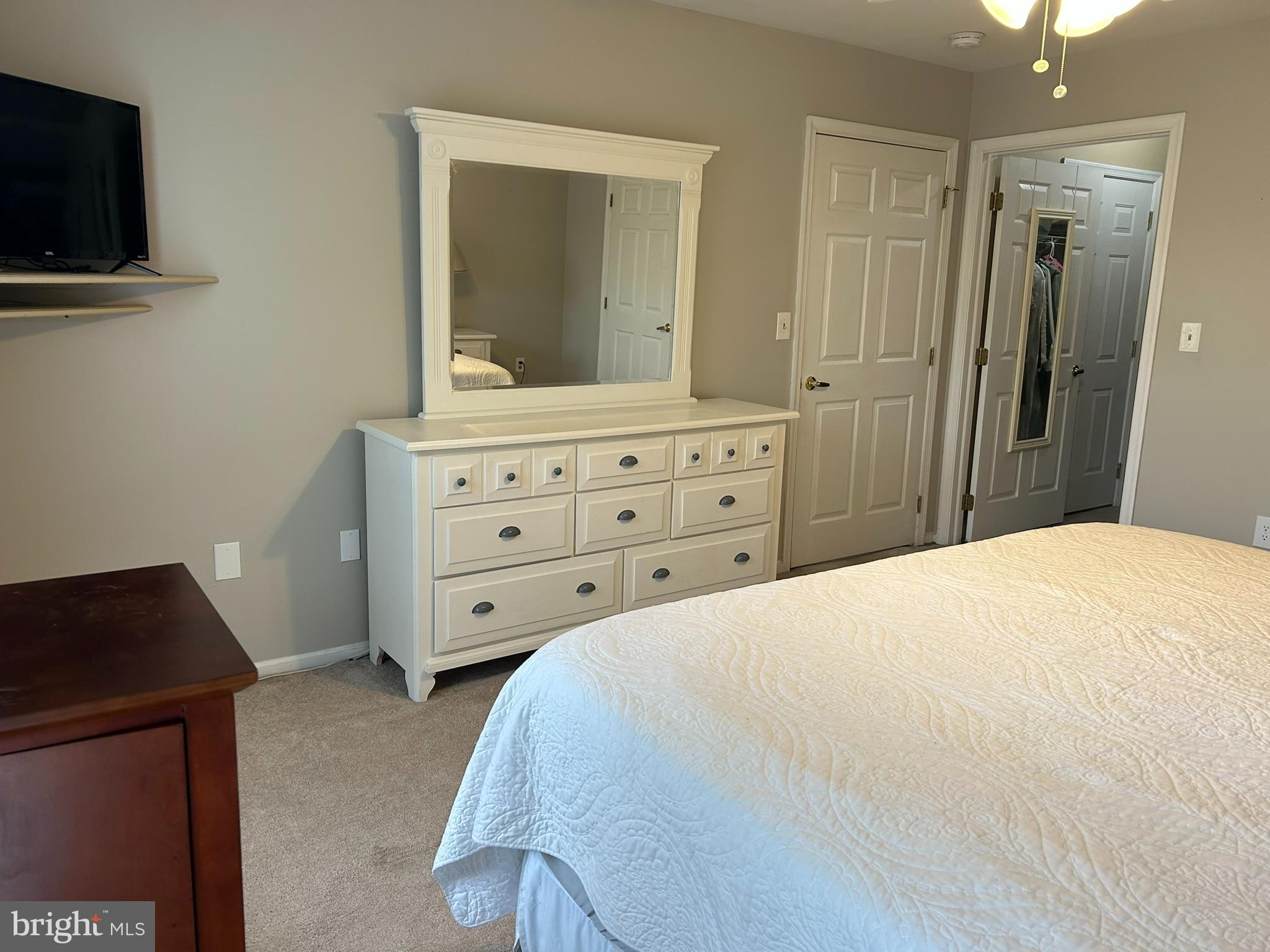 STUARTS KEEP - Residential