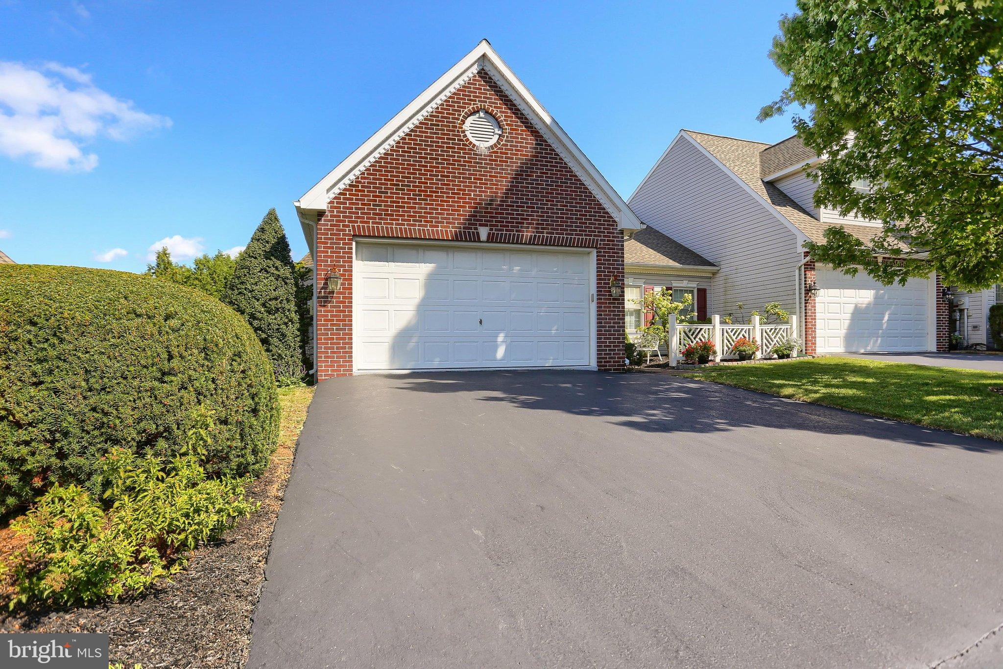1119 COUNTRY CLUB ROAD