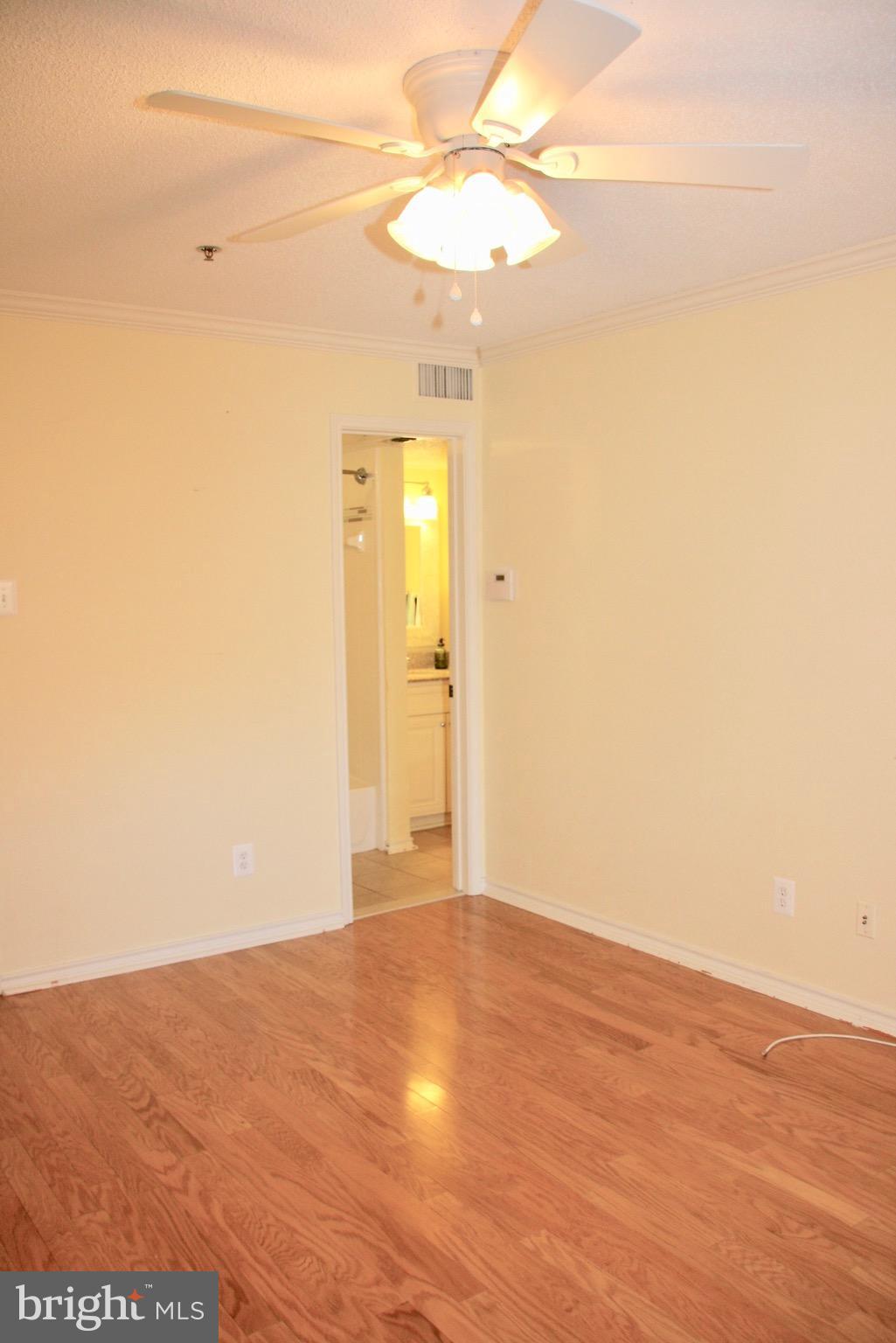 FOUNTAINS AT MCLEAN - Residential Lease