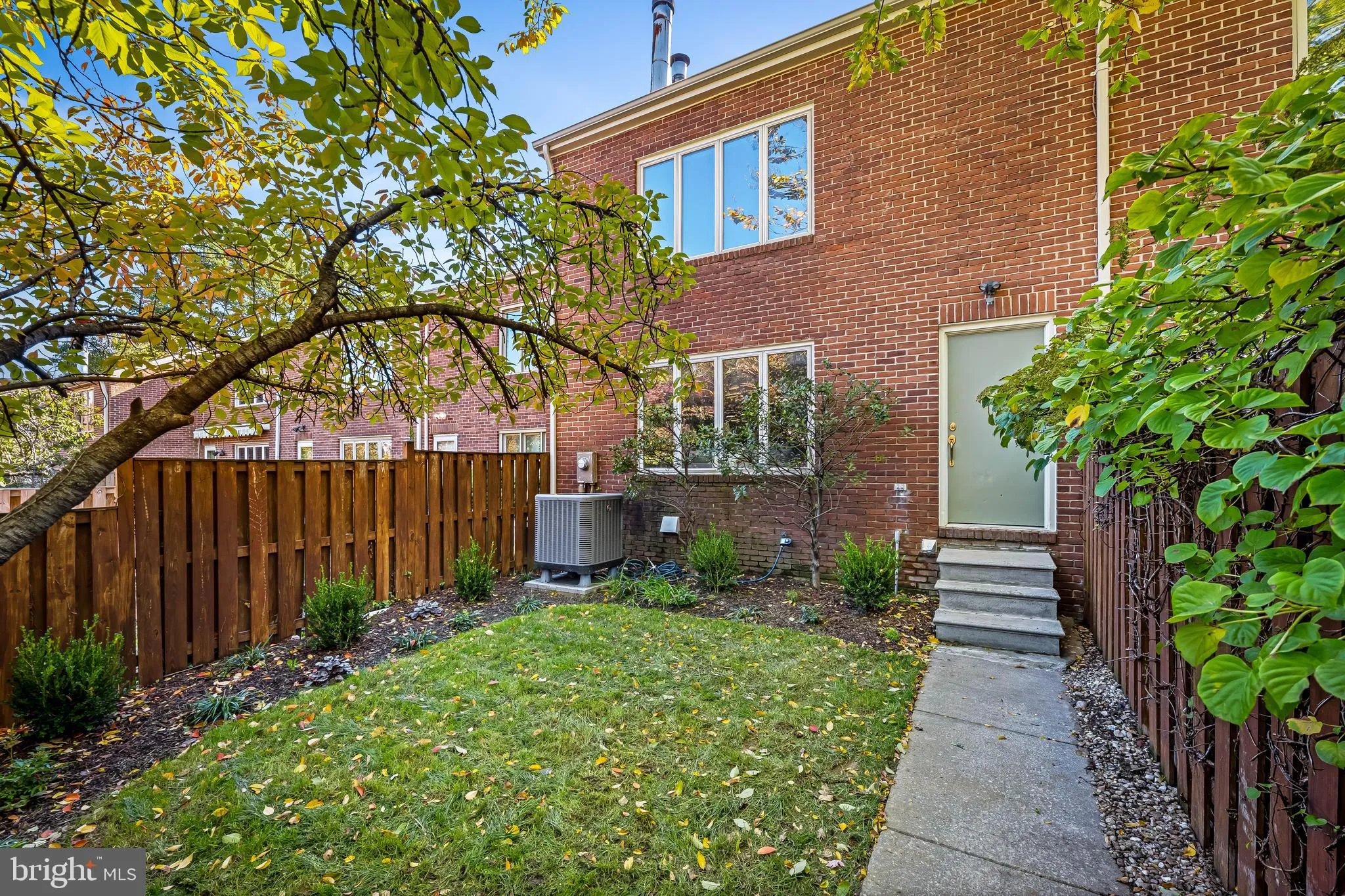 Baltimore, Maryland 21217, United States, 3 Bedrooms Bedrooms, ,4 BathroomsBathrooms,Residential,Active,231907