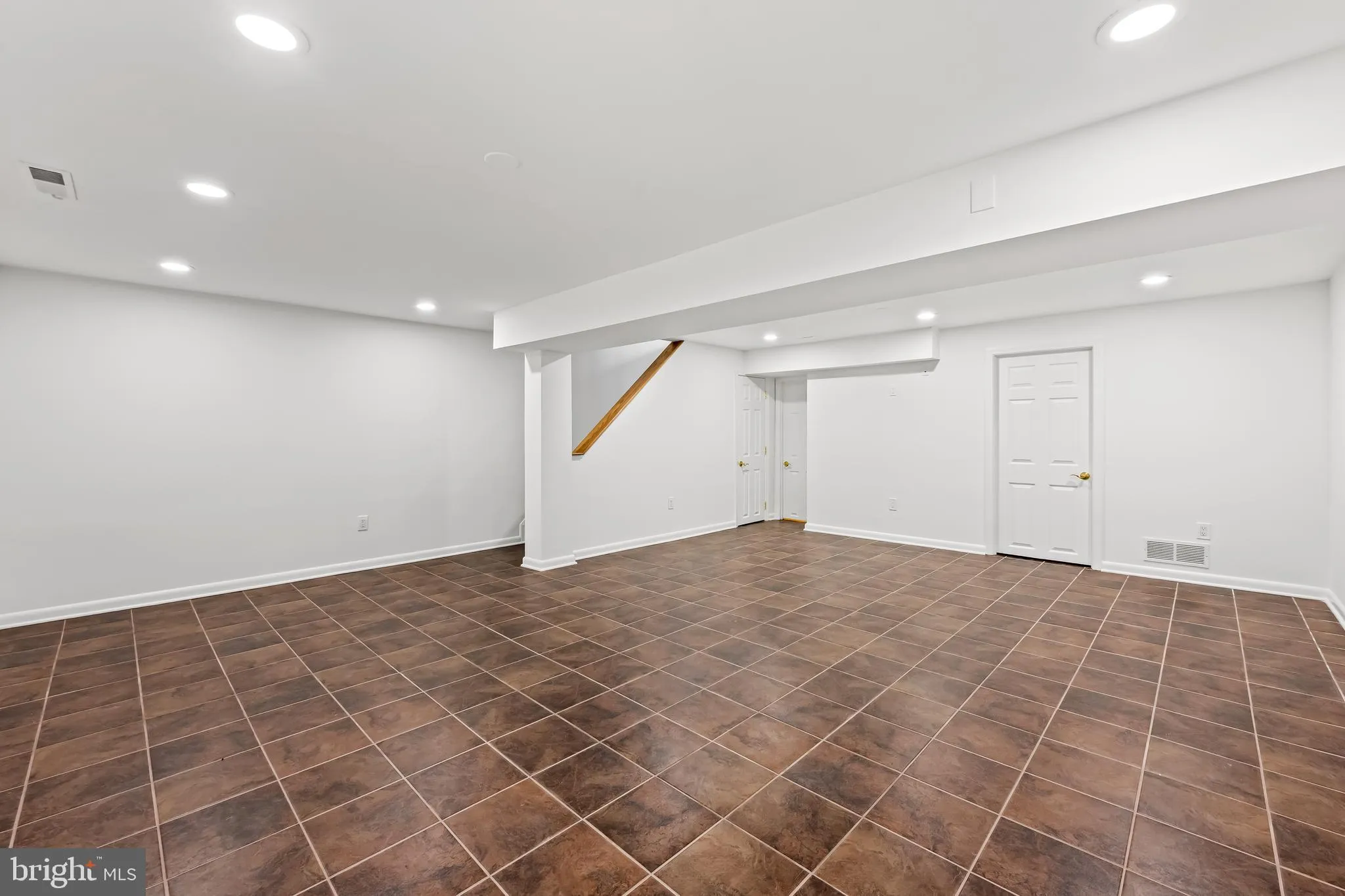 Baltimore, Maryland 21217, United States, 3 Bedrooms Bedrooms, ,4 BathroomsBathrooms,Residential,Active,231907