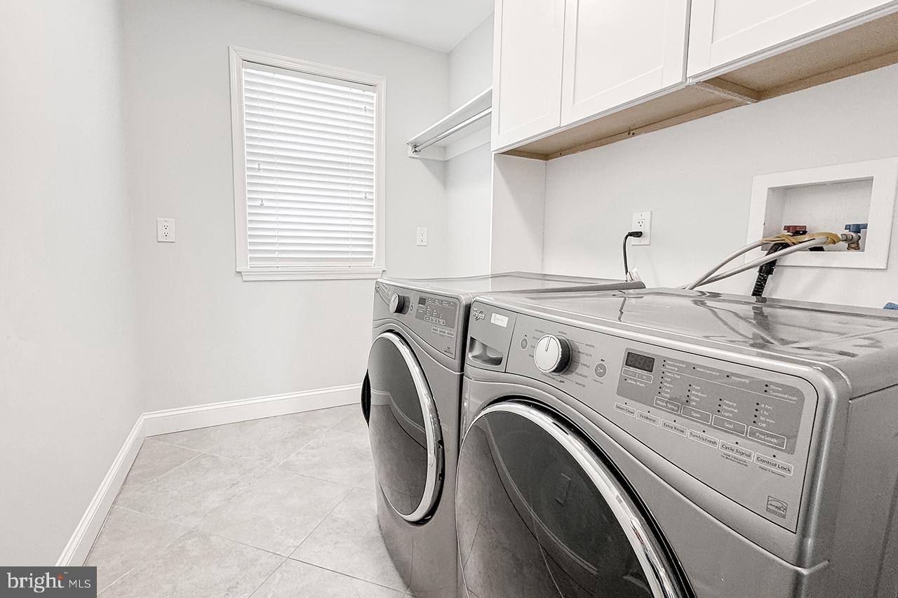 MASON TERRACE - Residential Lease