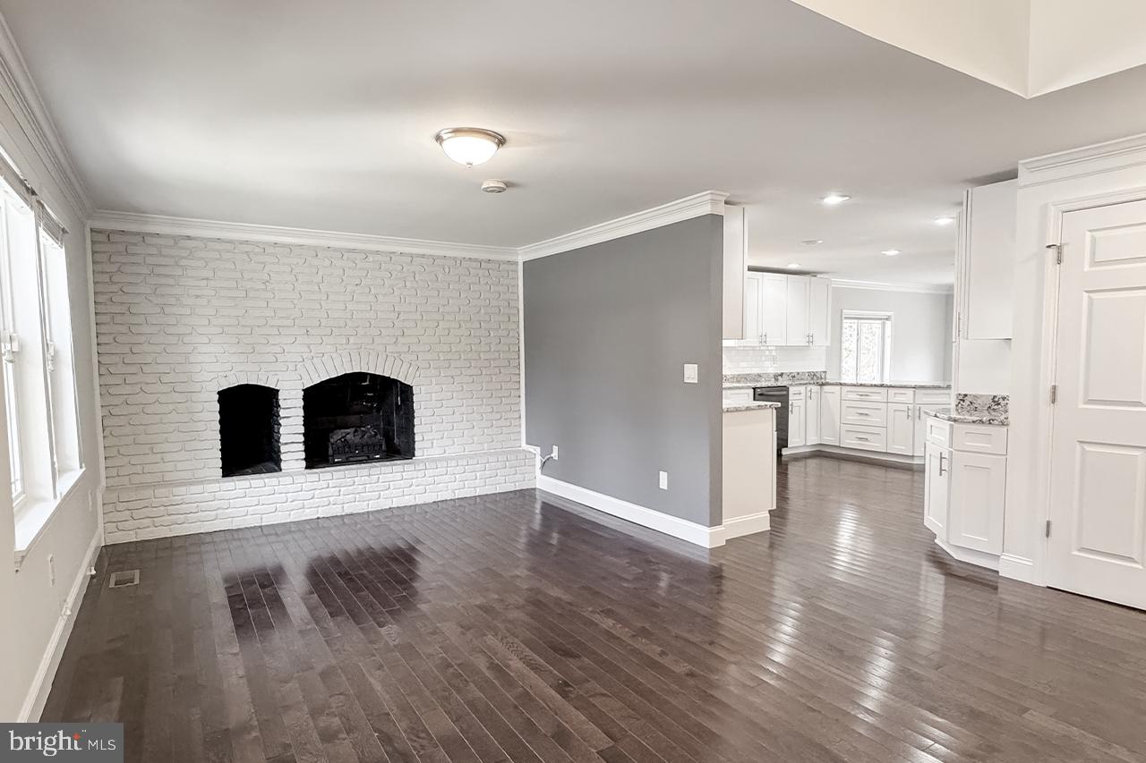 MASON TERRACE - Residential Lease