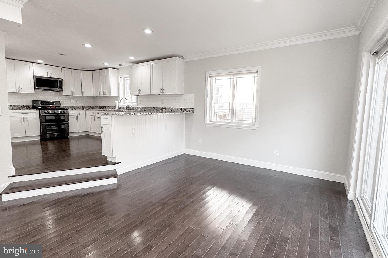 MASON TERRACE - Residential Lease