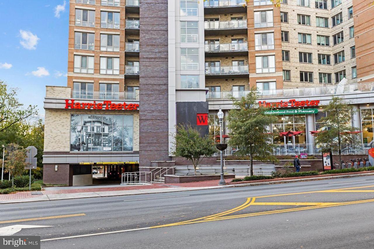 MASON TERRACE - Residential Lease