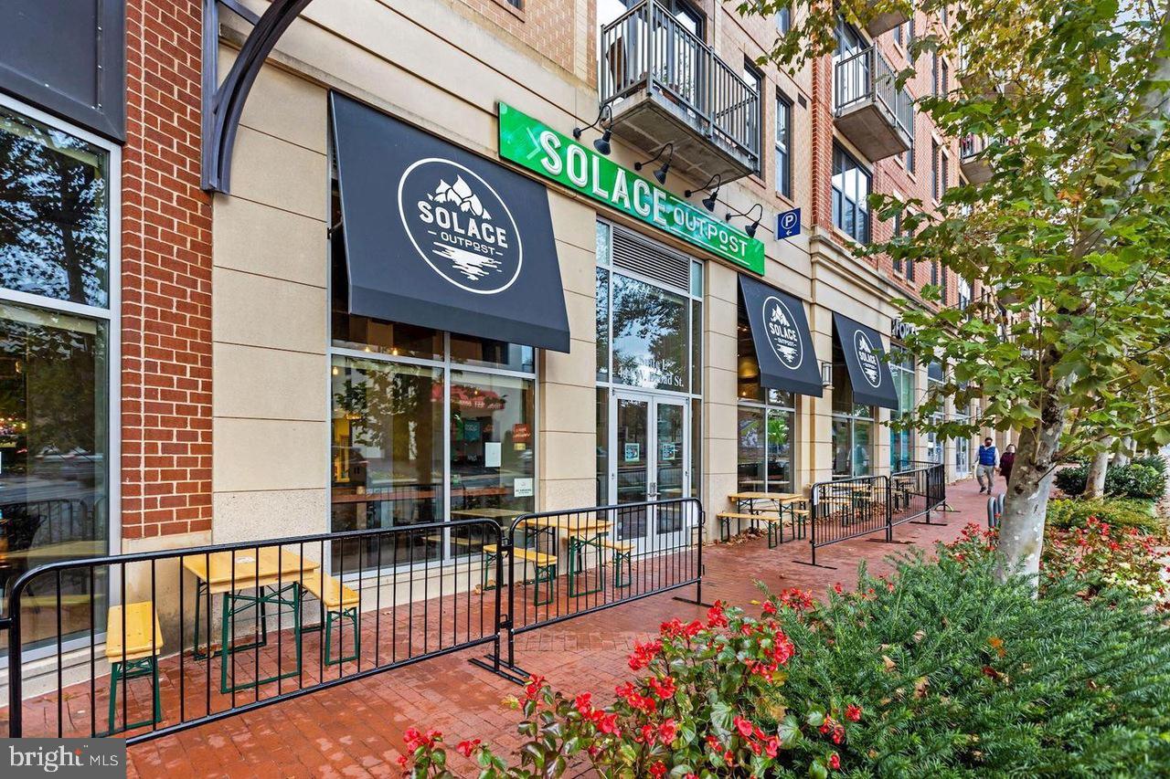 MASON TERRACE - Residential Lease