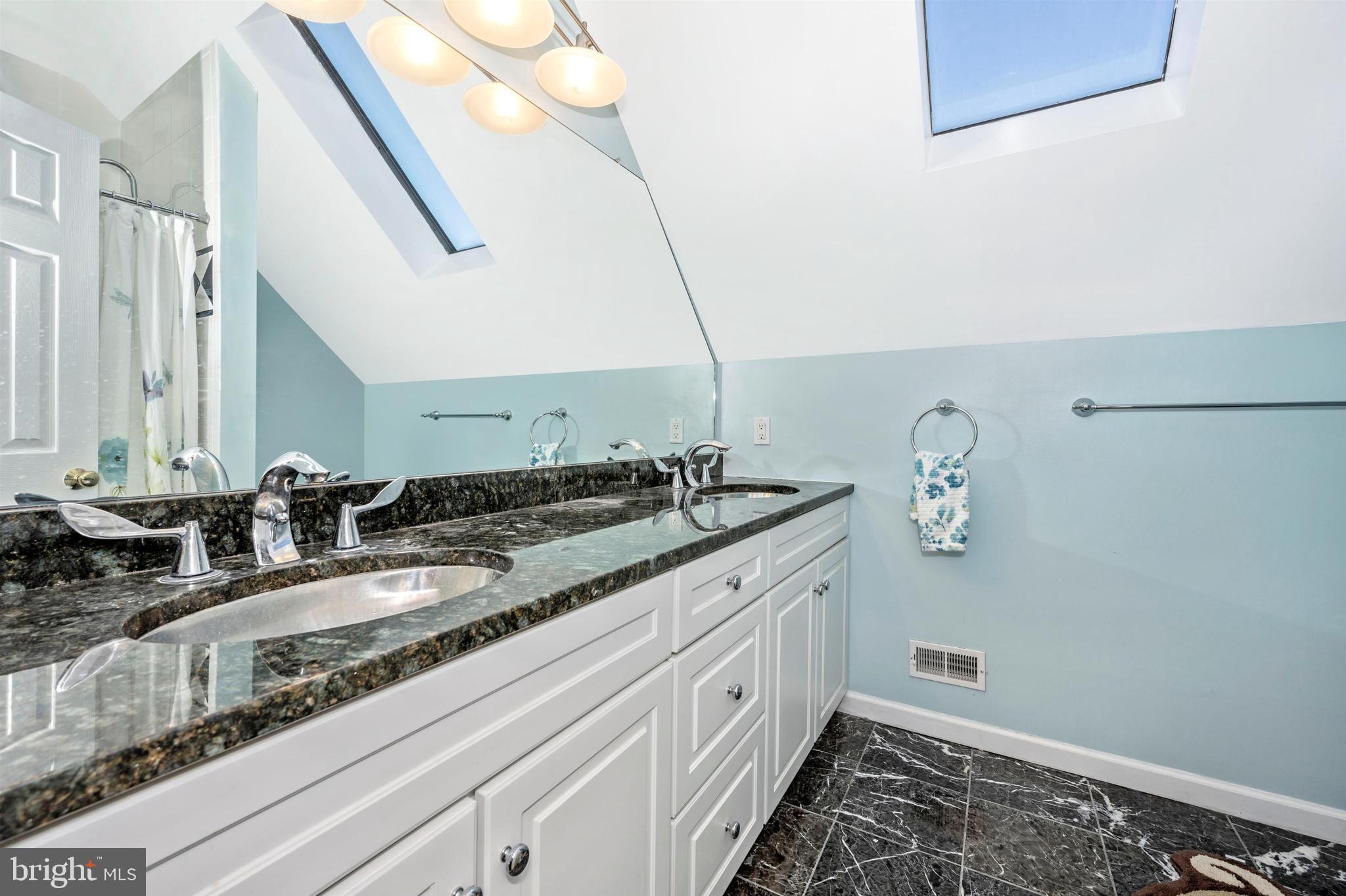 PALATINE - Residential