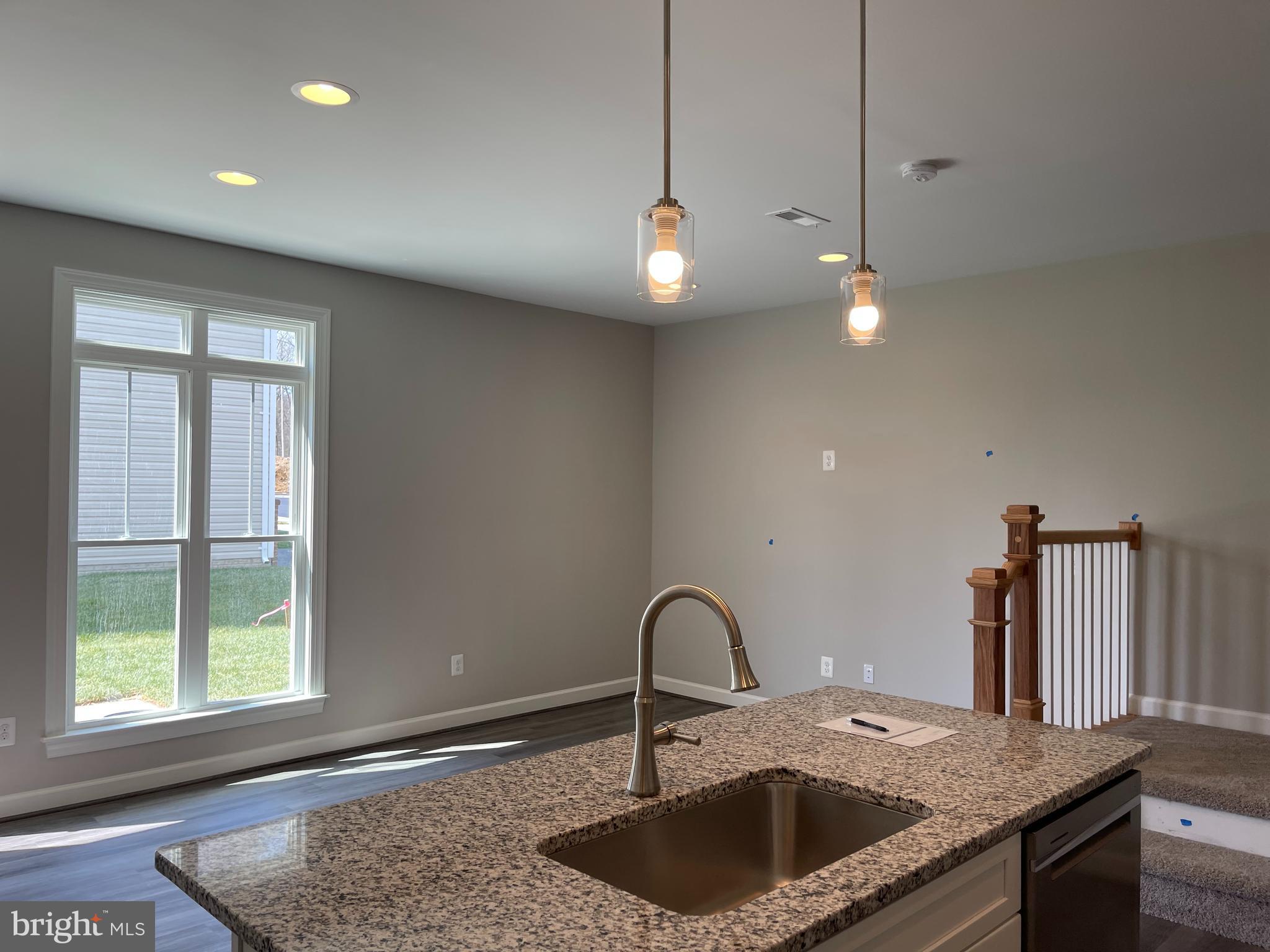 SPRING VALLEY - Residential Lease