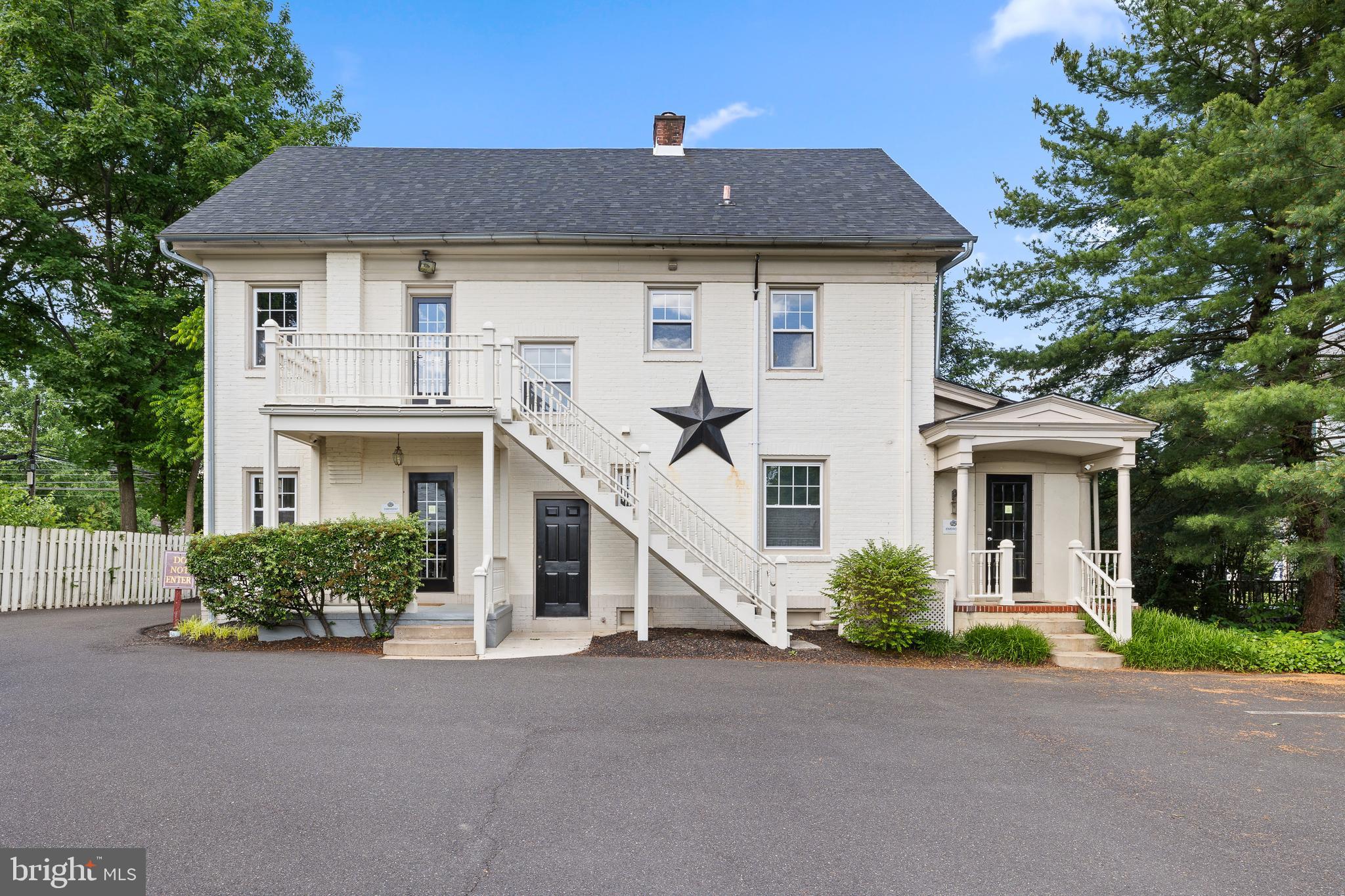 184 W MAIN STREET BUILDING 100